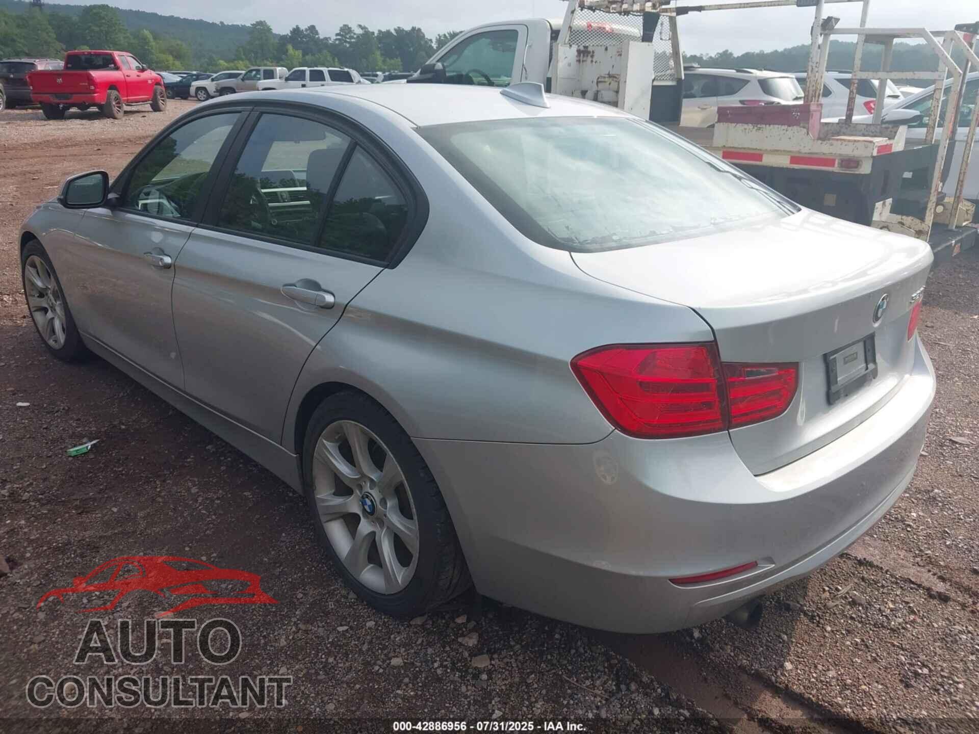 BMW 320I 2014 - WBA3B1C58EK131237
