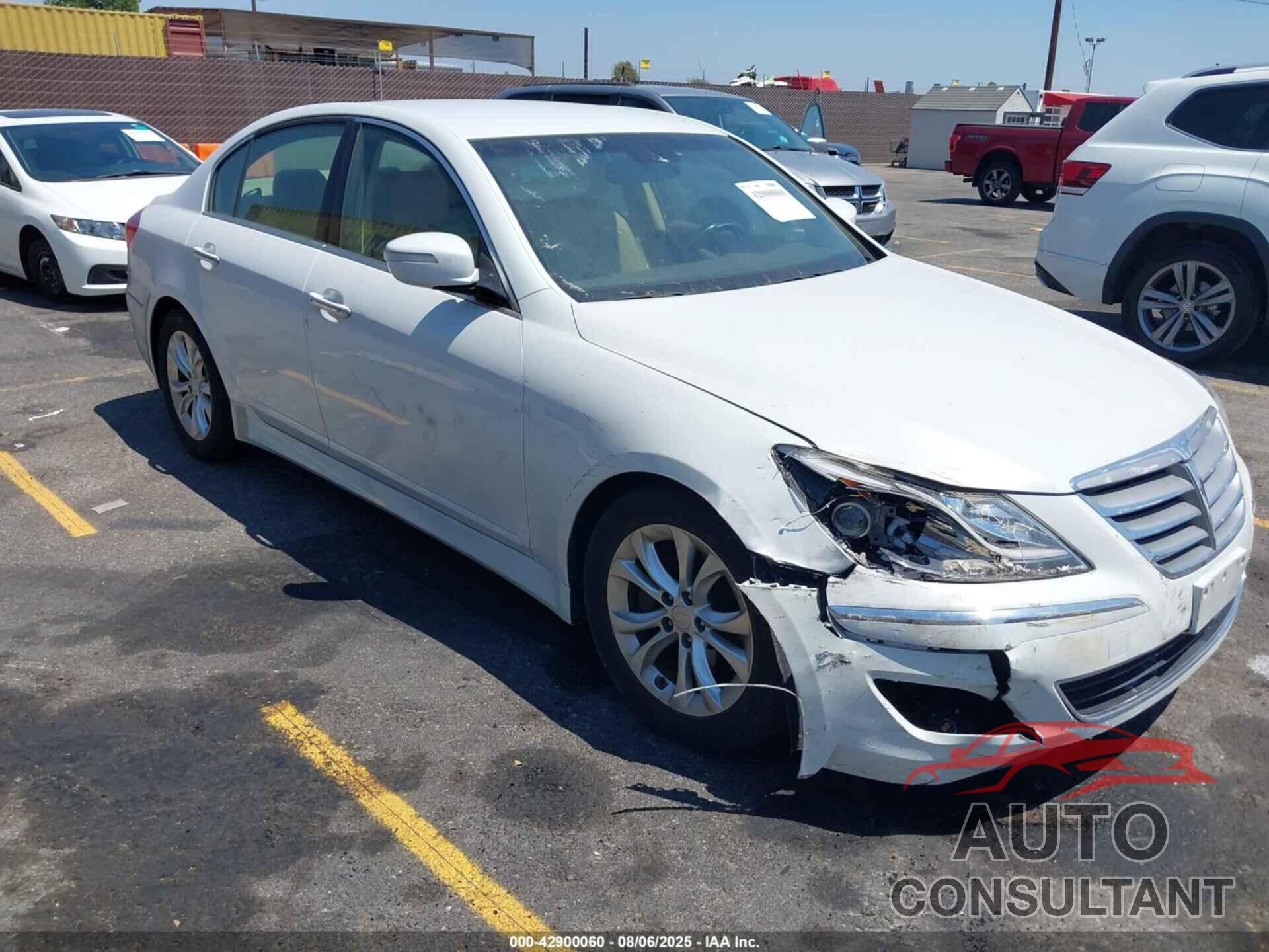 HYUNDAI GENESIS 2012 - KMHGC4DDXCU203710