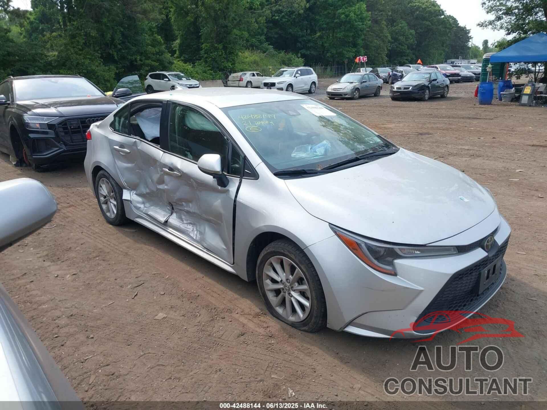TOYOTA COROLLA 2021 - JTDVPMAE0MJ120013