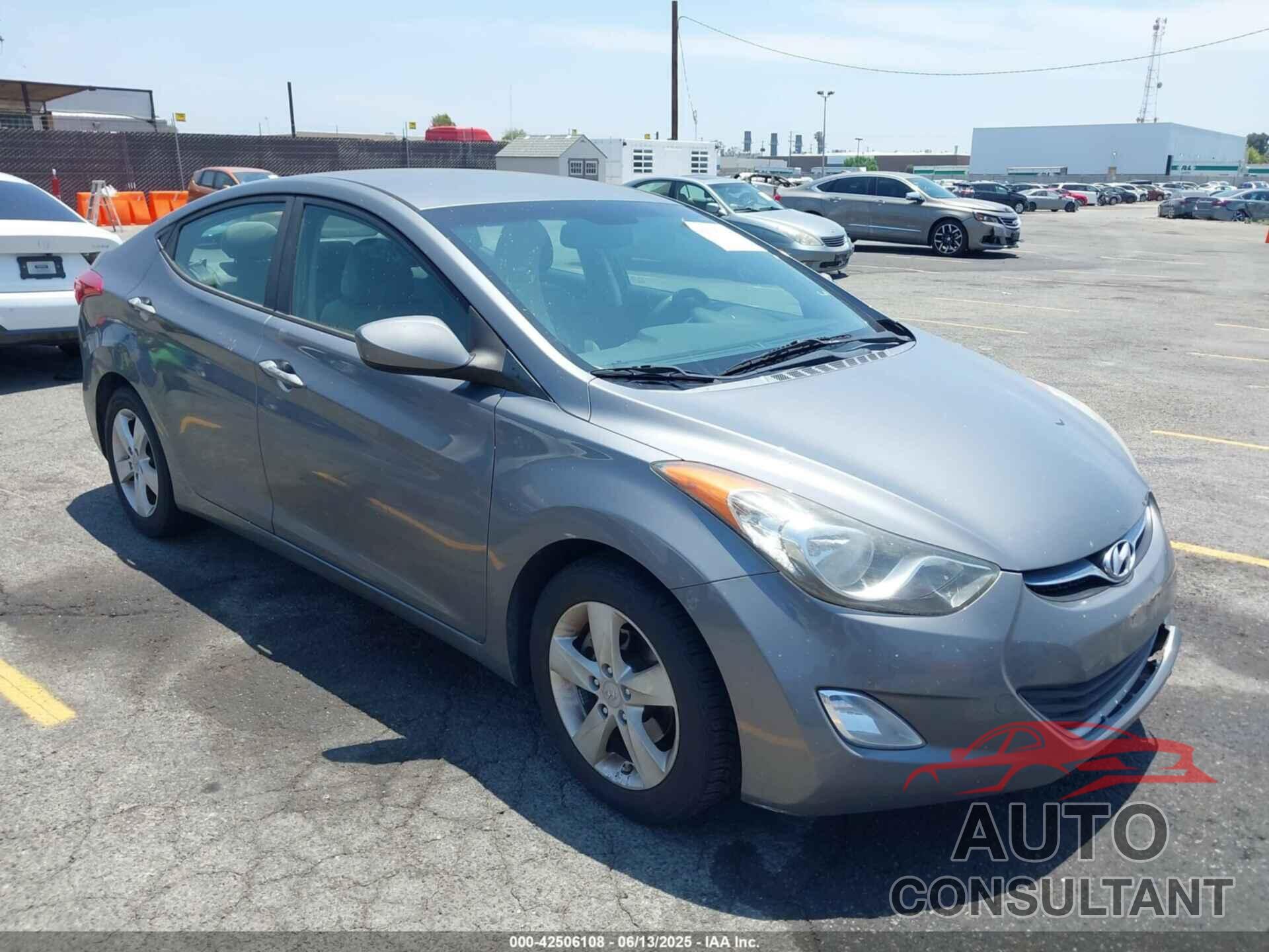 HYUNDAI ELANTRA 2012 - 5NPDH4AE6CH119030