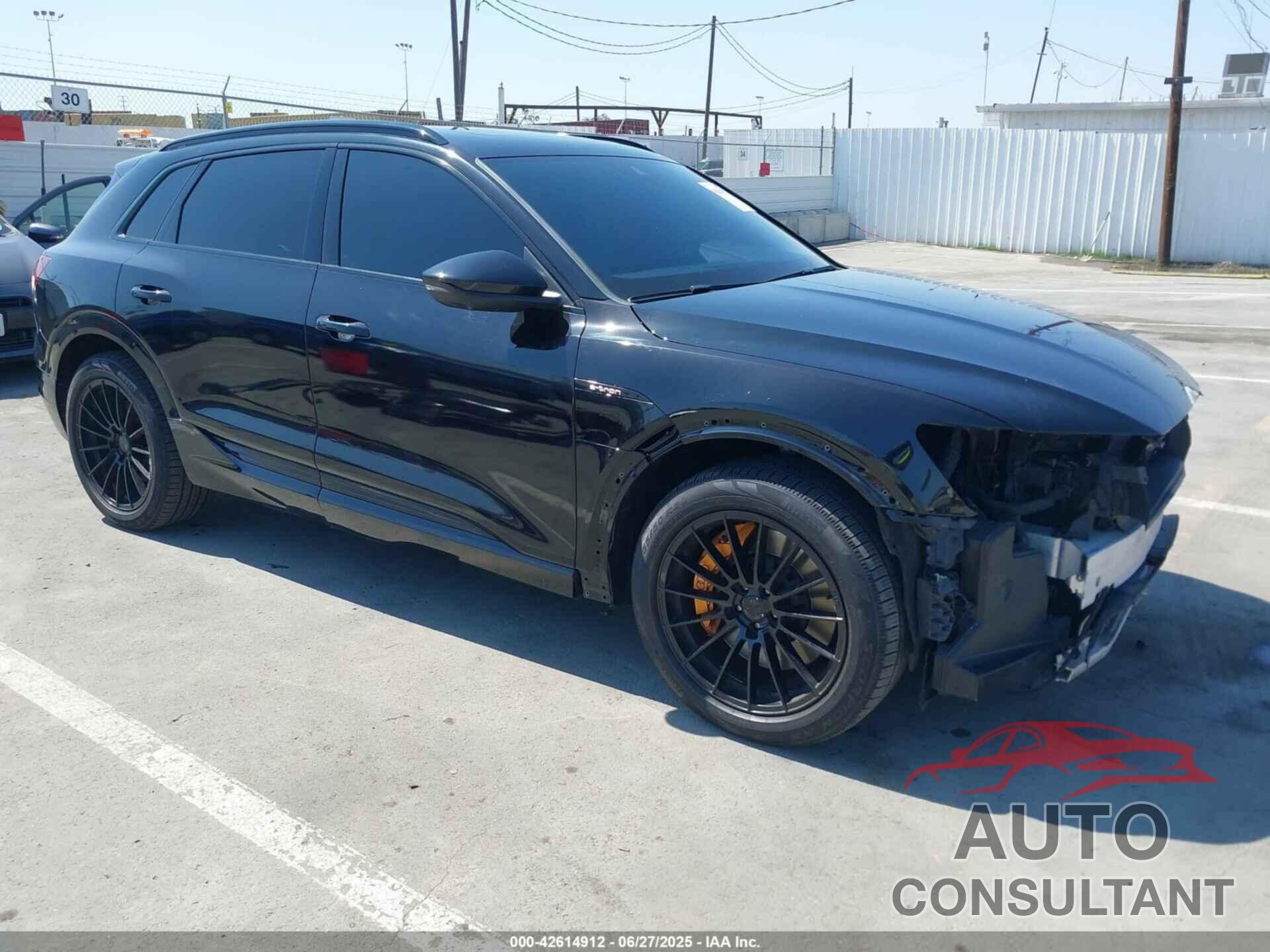 AUDI E-TRON 2019 - WA1LAAGE1KB023502