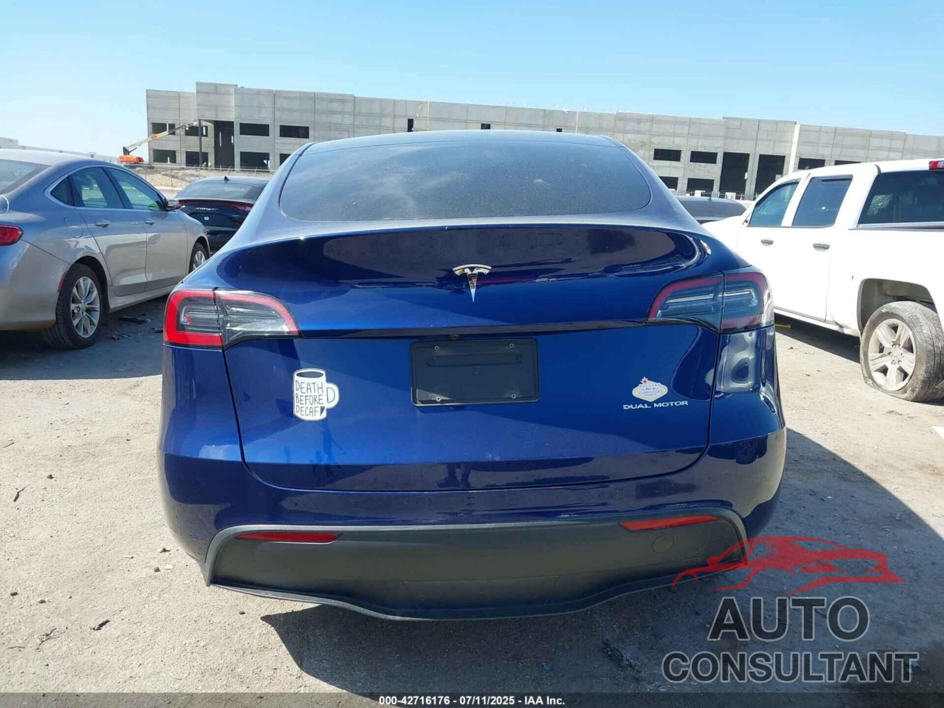 TESLA MODEL Y 2023 - 7SAYGDEE7PA056121