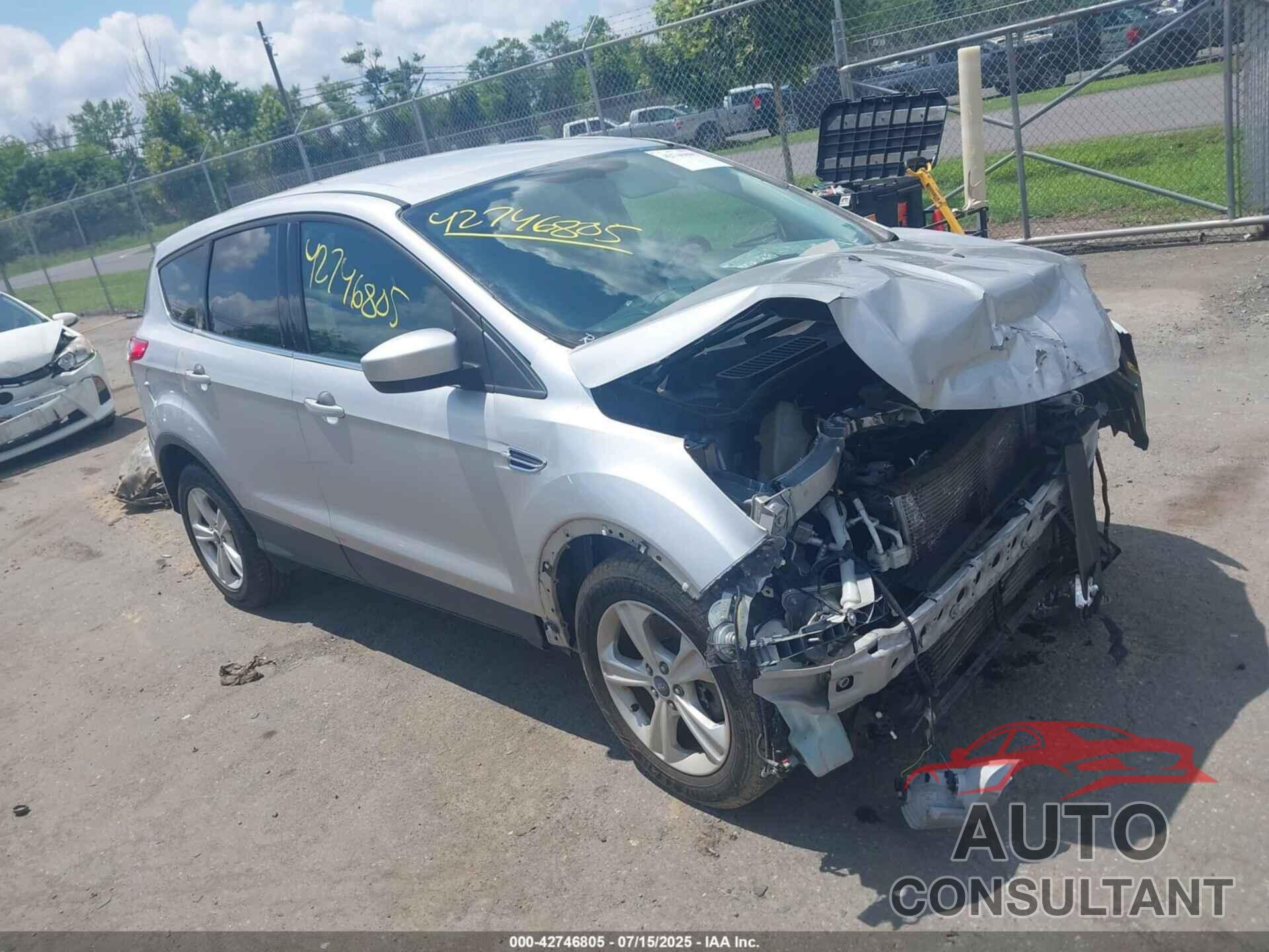 FORD ESCAPE 2015 - 1FMCU9GX8FUC21416