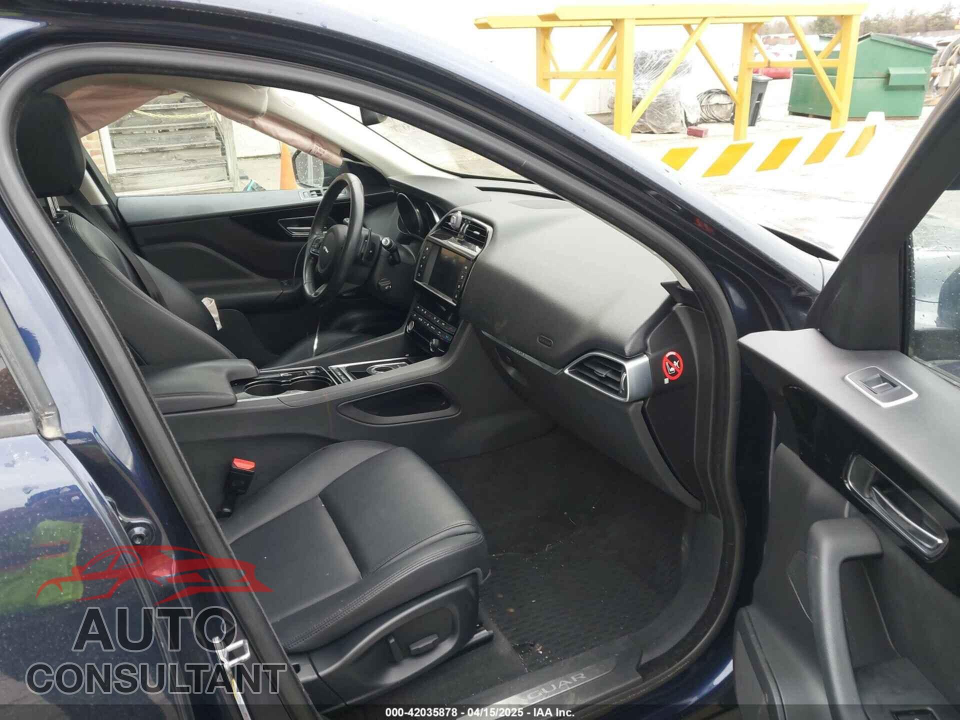 JAGUAR F-PACE 2017 - SADCS2BV5HA068252