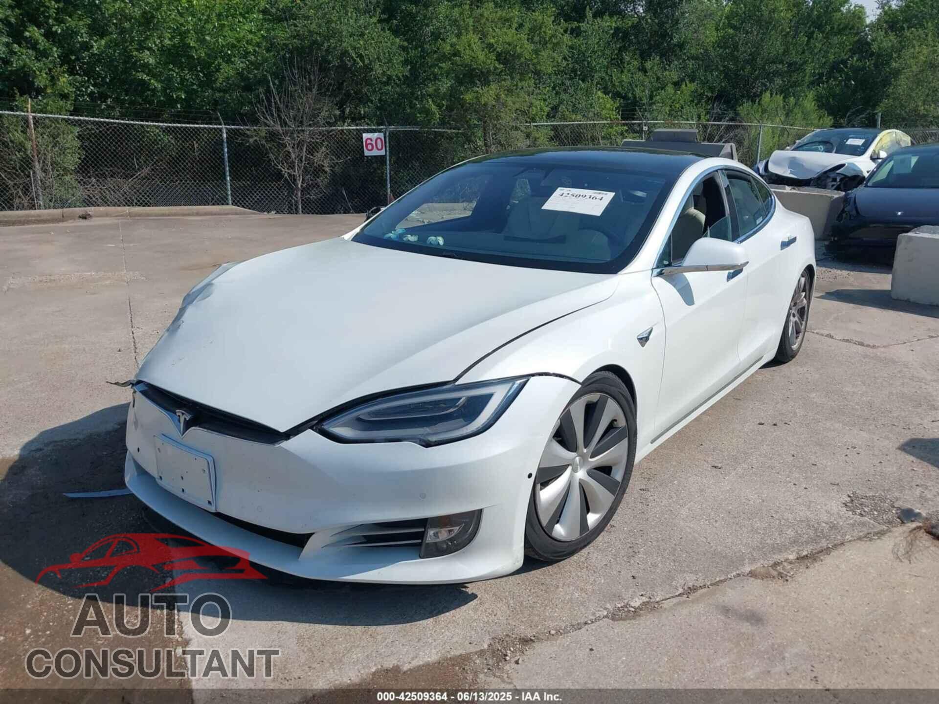 TESLA MODEL S 2020 - 5YJSA1E29LF389023