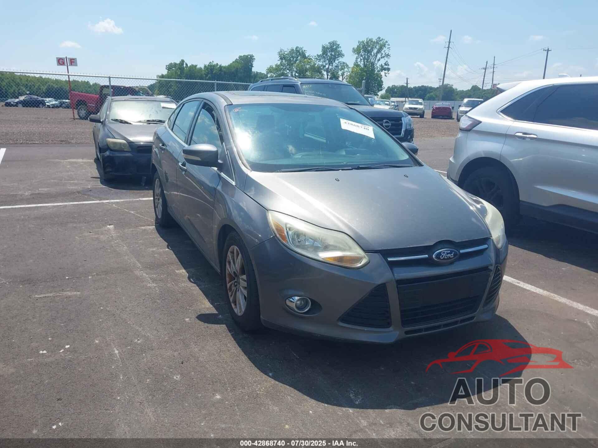 FORD FOCUS 2012 - 1FAHP3H28CL310072