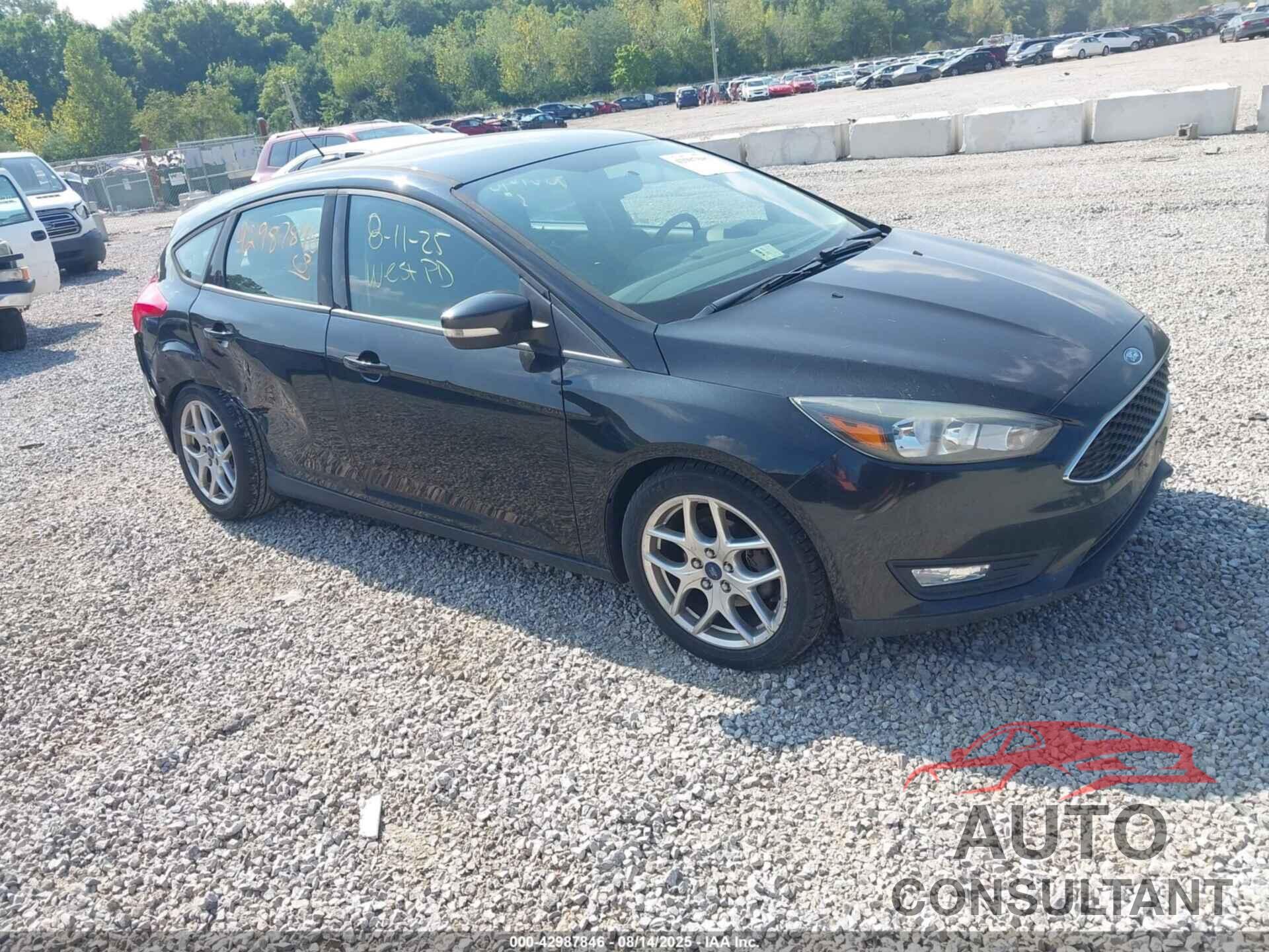 FORD FOCUS 2015 - 1FADP3K21FL234206