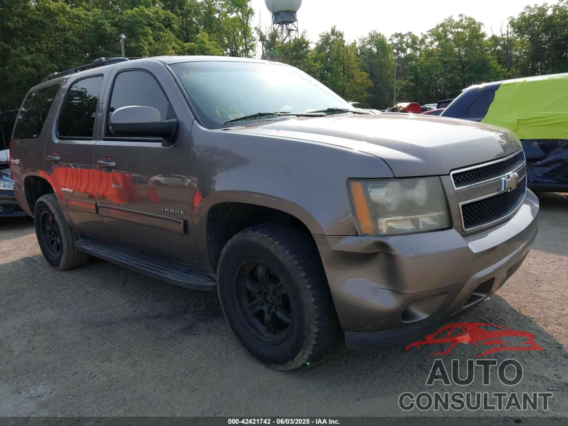 CHEVROLET TAHOE 2011 - 1GNSKAE0XBR288603