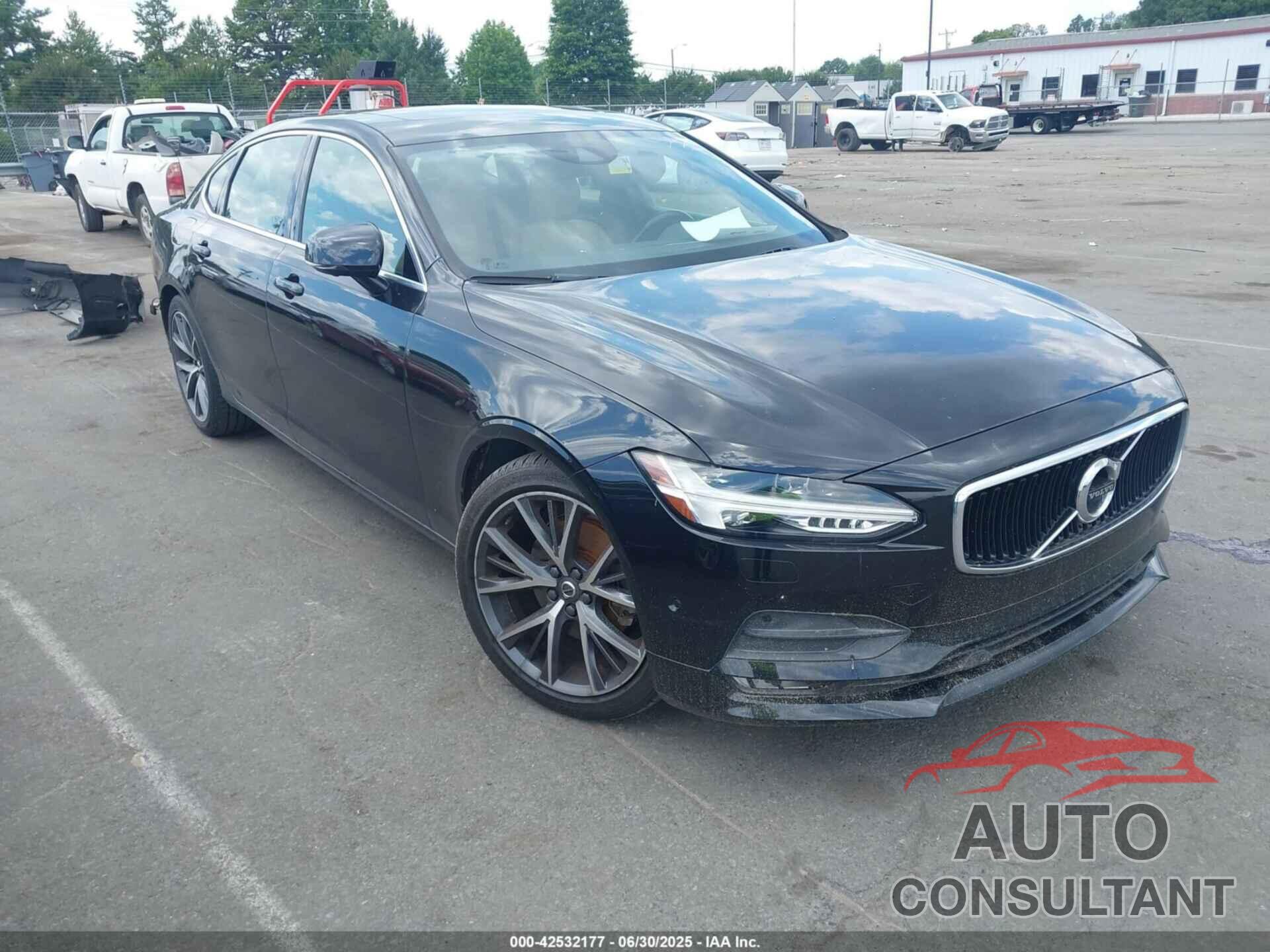 VOLVO S90 2018 - LVY982AK1JP033229