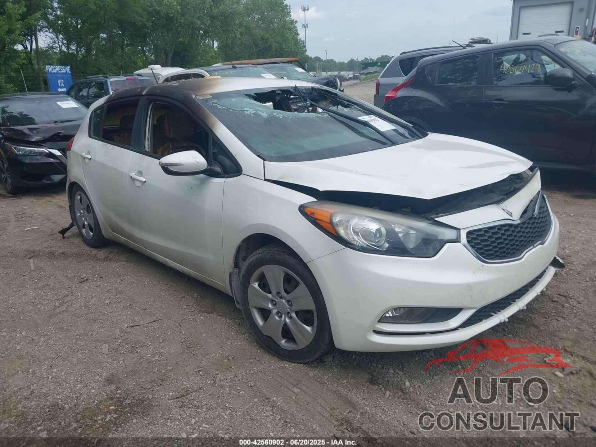 KIA FORTE 2016 - KNAFK5A82G5648469