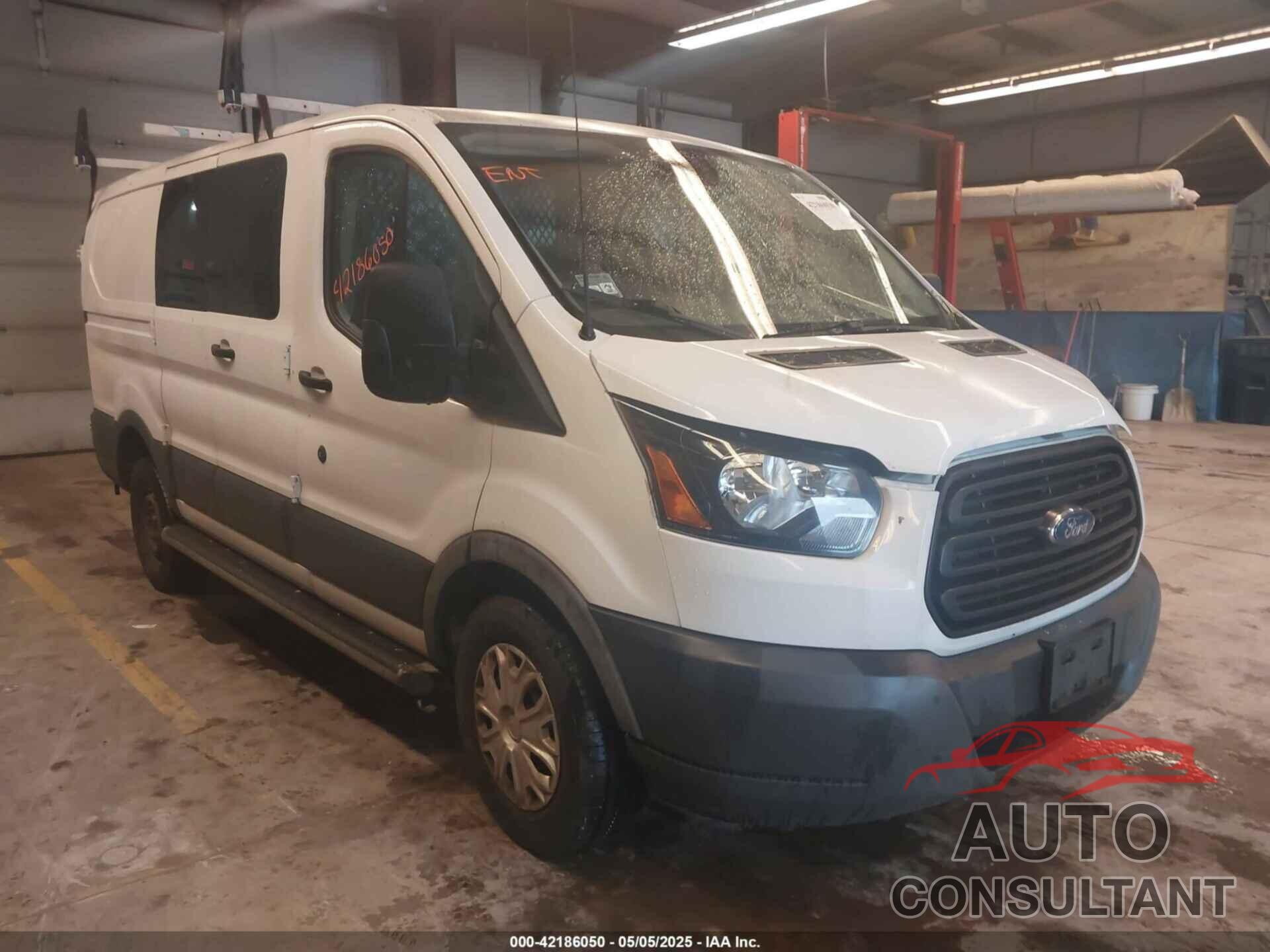 FORD TRANSIT-250 2018 - 1FTYR1ZM1JKB16995