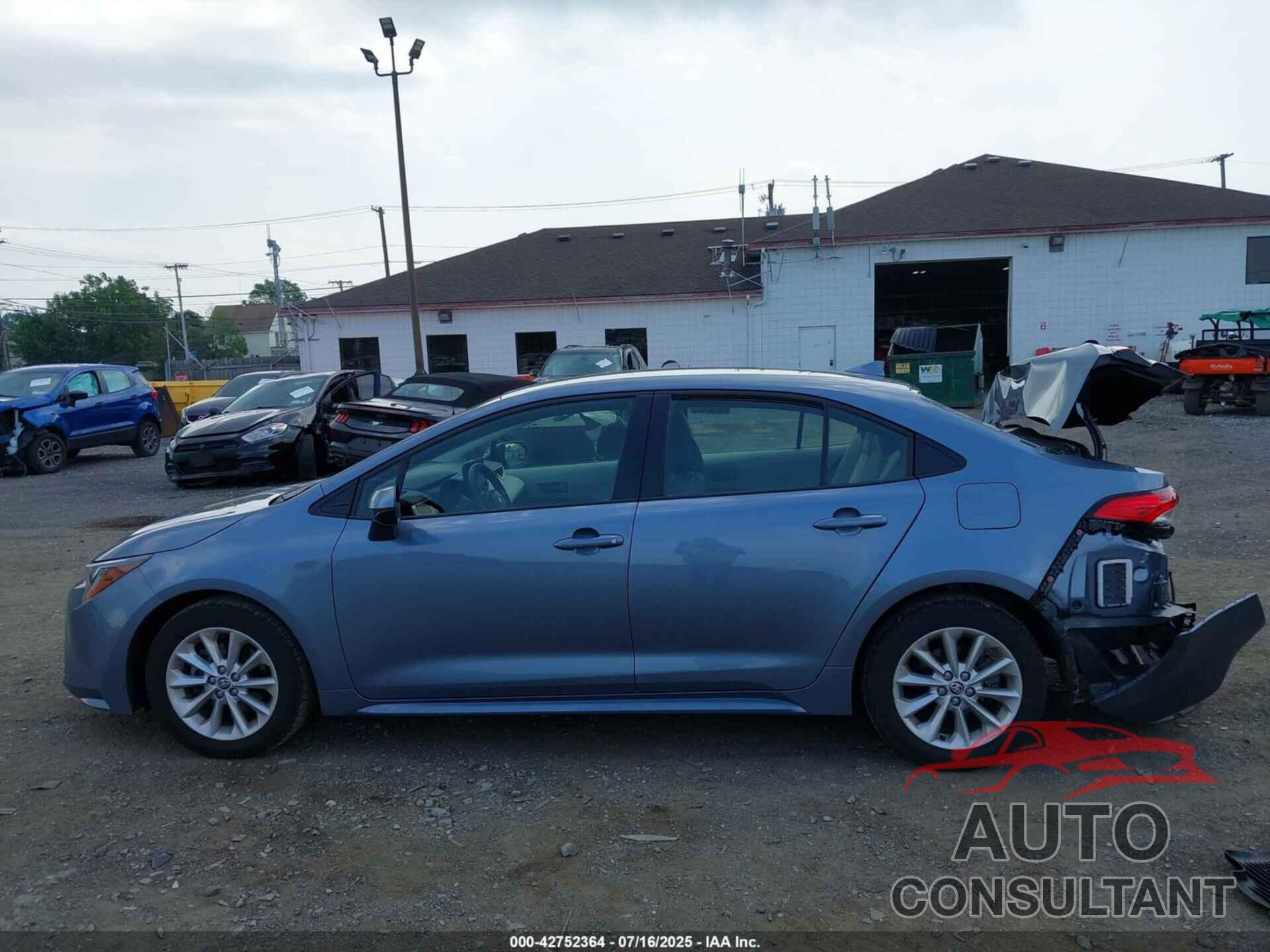 TOYOTA COROLLA 2022 - JTDVPMAE2N3031646