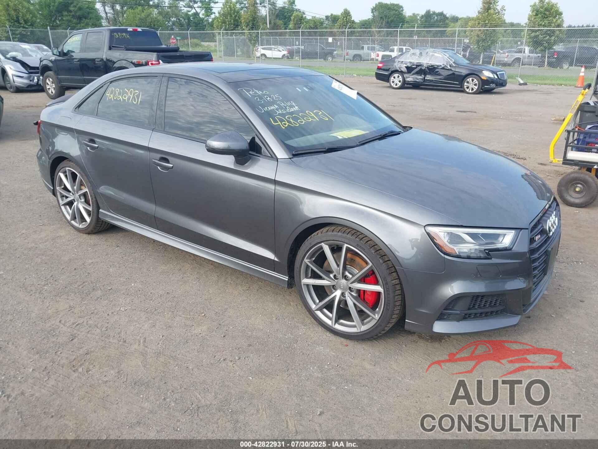 AUDI S3 2018 - WAUB1GFF5J1074596