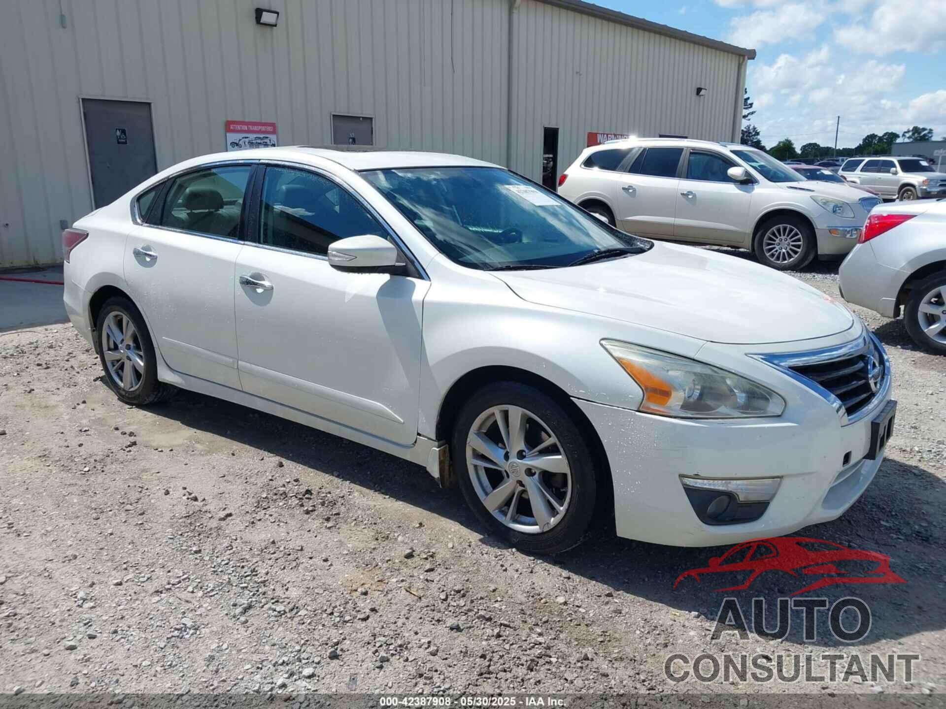 NISSAN ALTIMA 2015 - 1N4AL3AP8FC149732