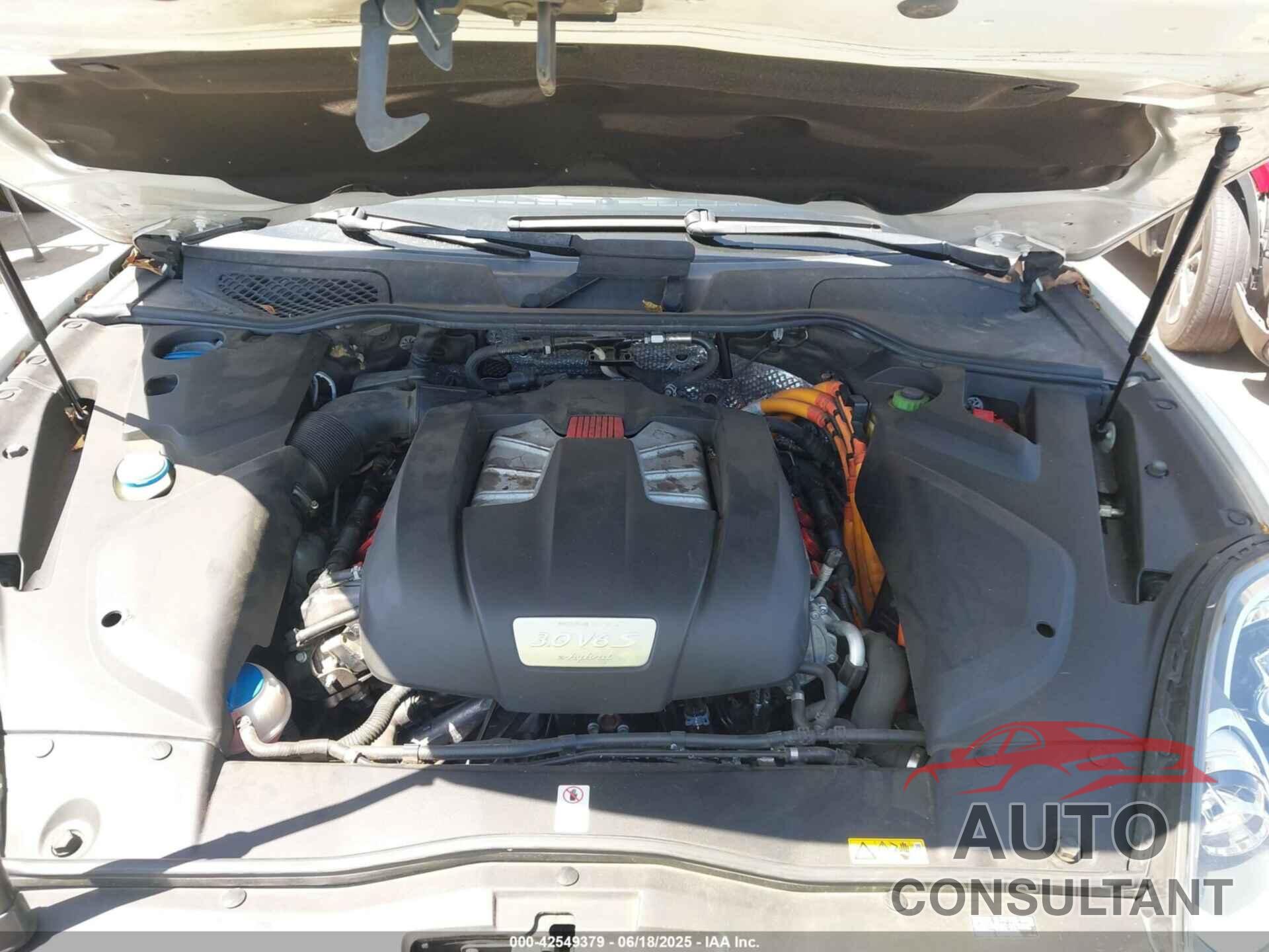 PORSCHE CAYENNE E-HYBRID 2016 - WP1AE2A25GLA63734