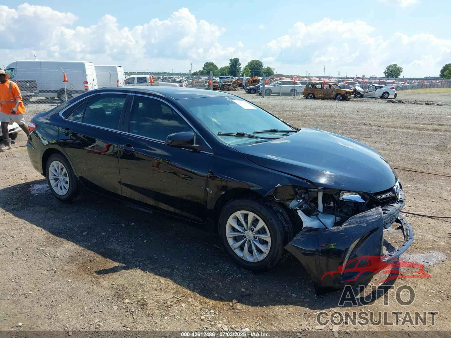 TOYOTA CAMRY 2016 - 4T4BF1FK3GR580340