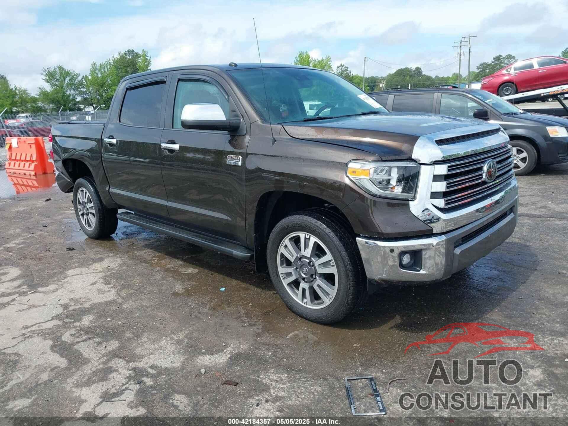 TOYOTA TUNDRA 2019 - 5TFAY5F10KX854202