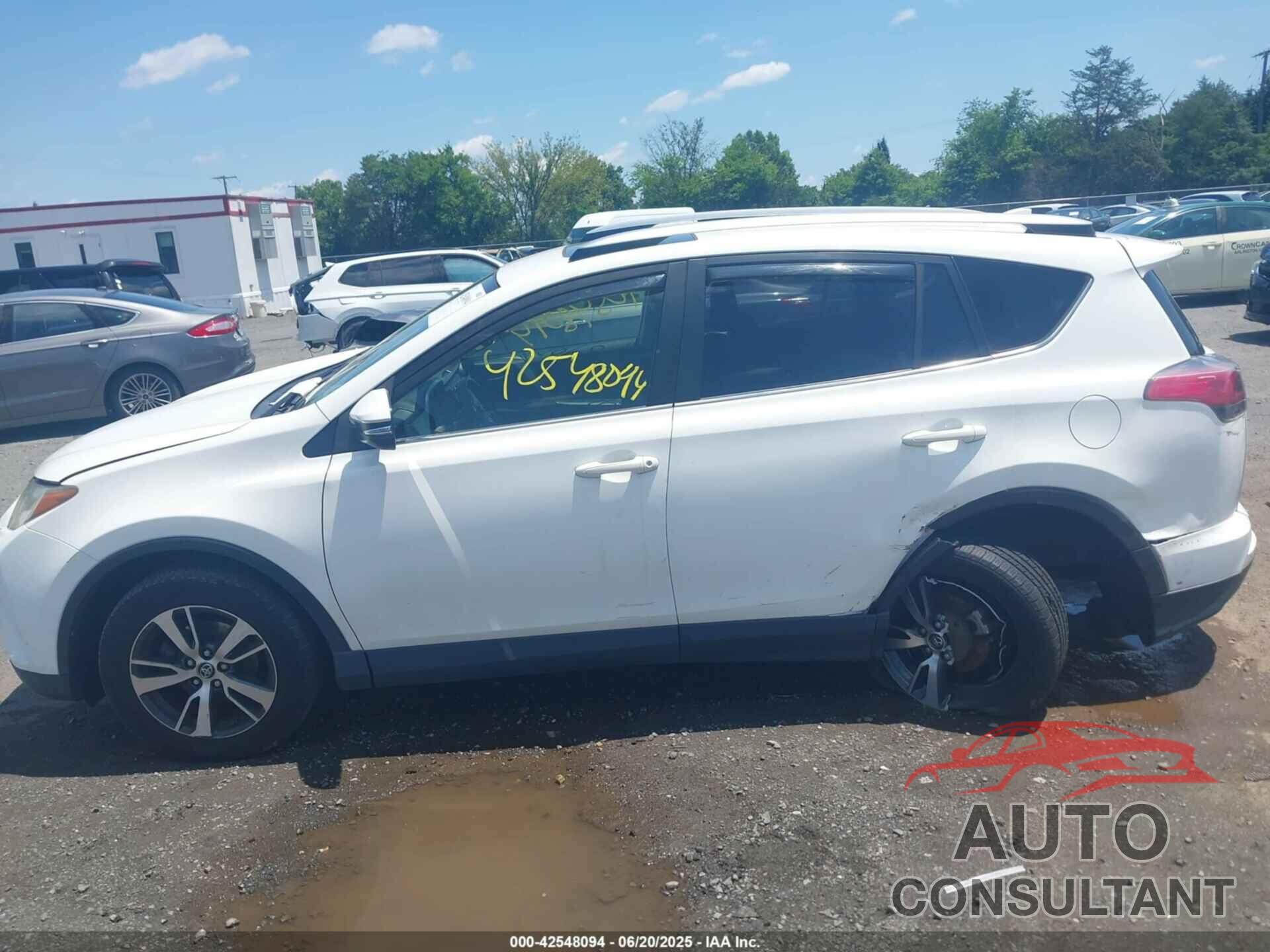 TOYOTA RAV4 2016 - JTMRFREV0GJ073114