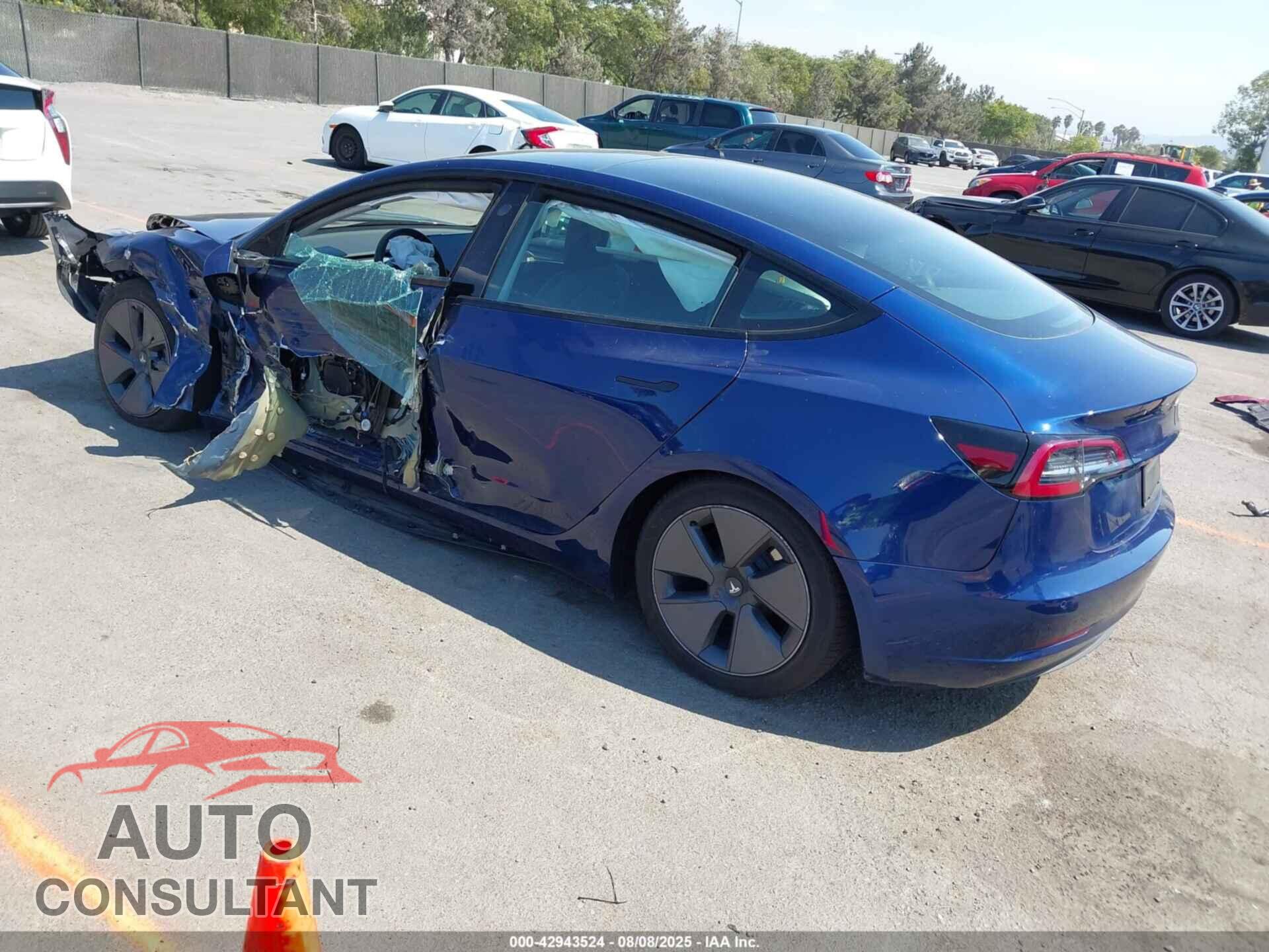 TESLA MODEL 3 2022 - 5YJ3E1EA5NF112596
