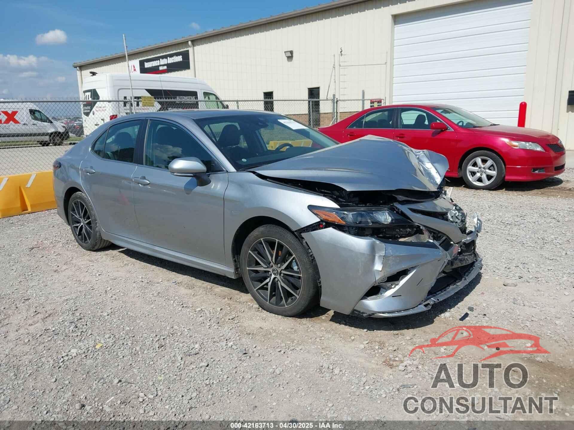 TOYOTA CAMRY 2024 - 4T1G11AK7RU862893