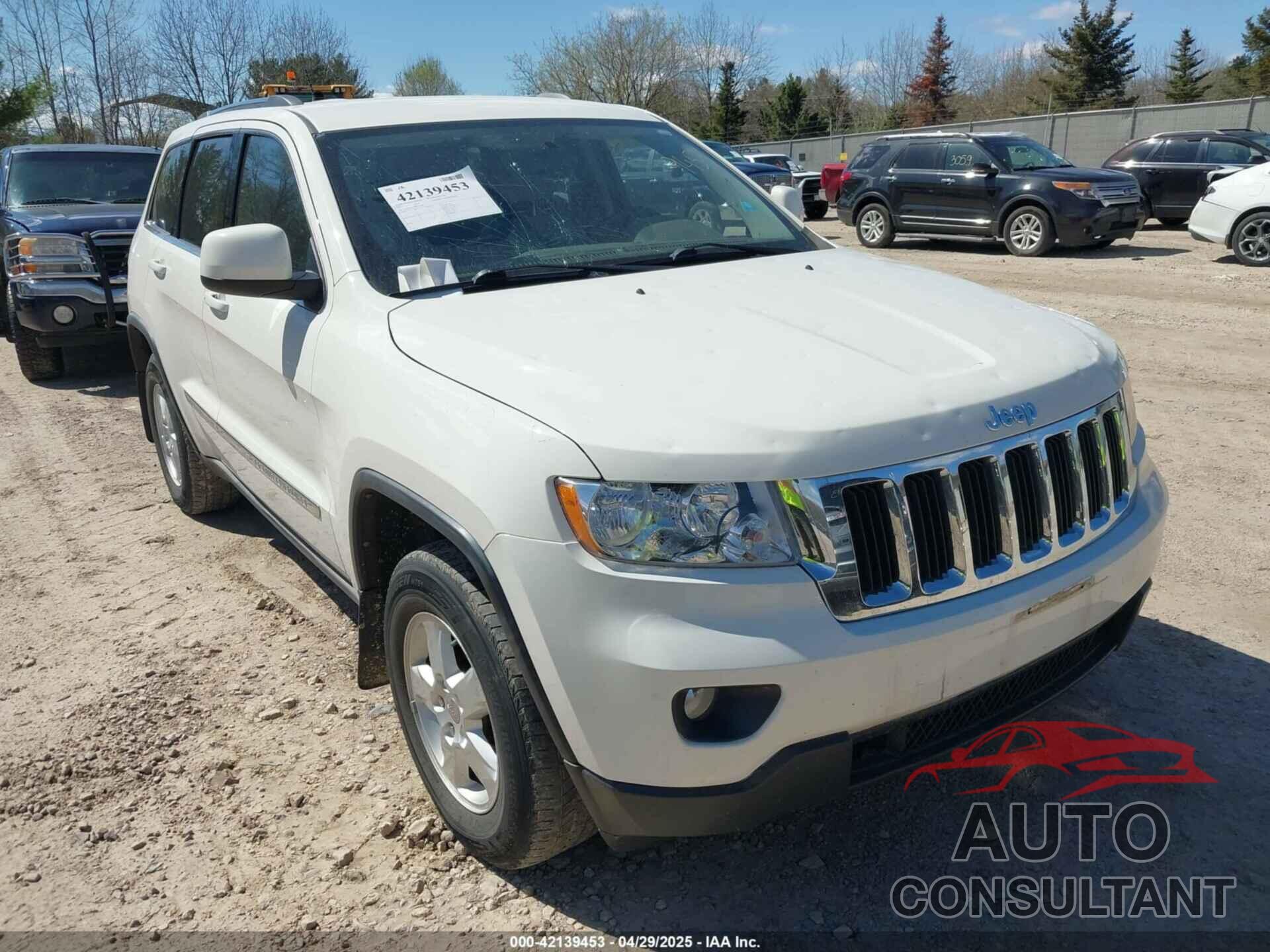 JEEP GRAND CHEROKEE 2011 - 1J4RR4GG9BC556083