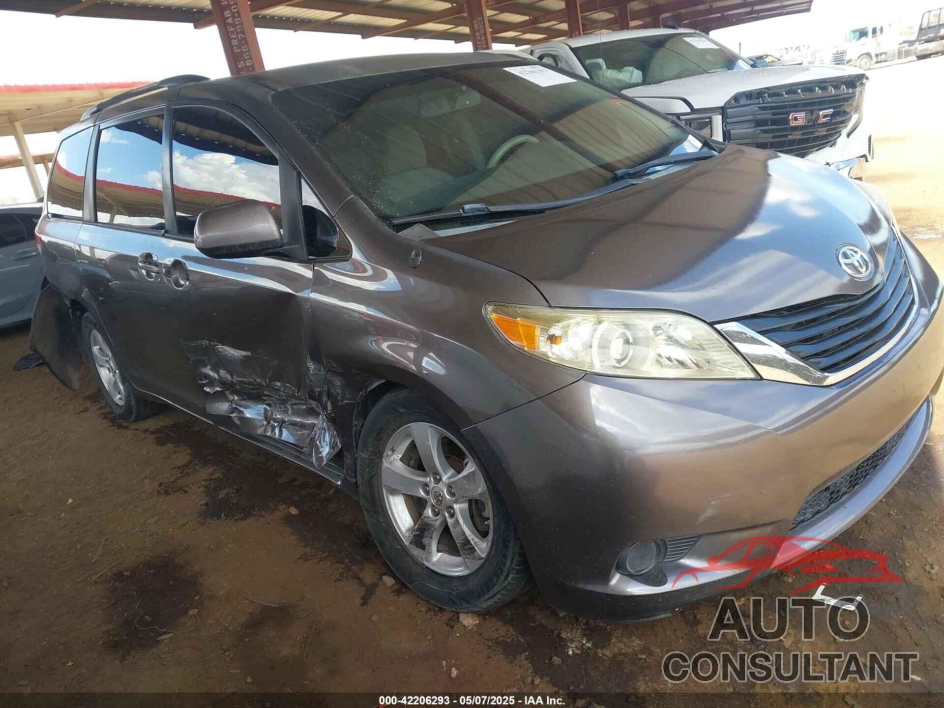 TOYOTA SIENNA 2013 - 5TDKK3DC6DS297173