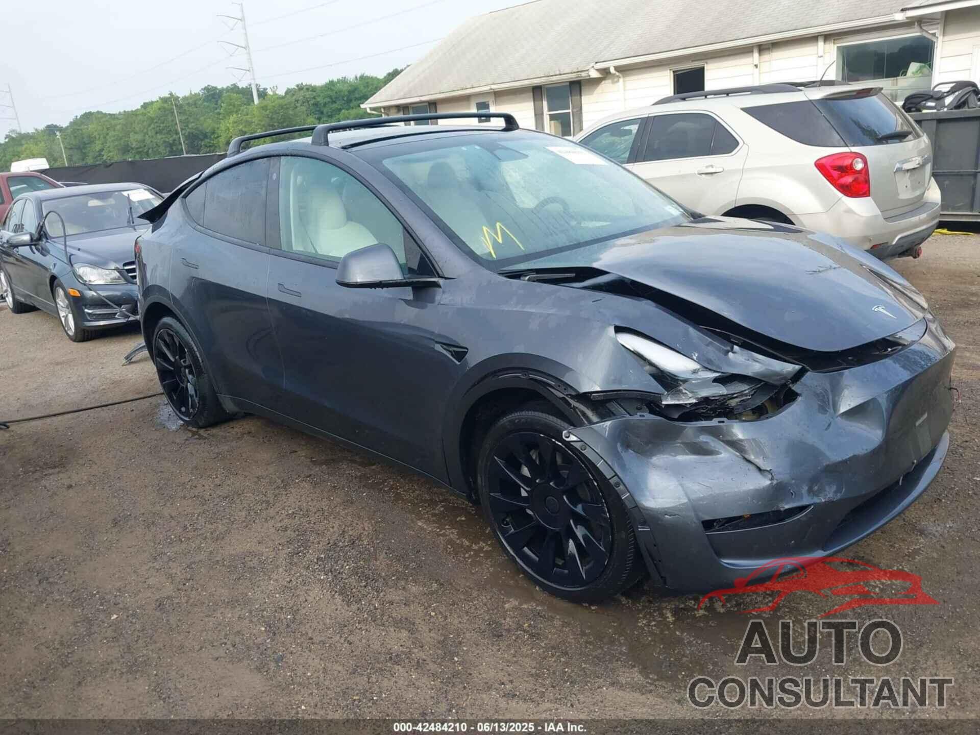 TESLA MODEL Y 2023 - 7SAYGDEE3PF631527
