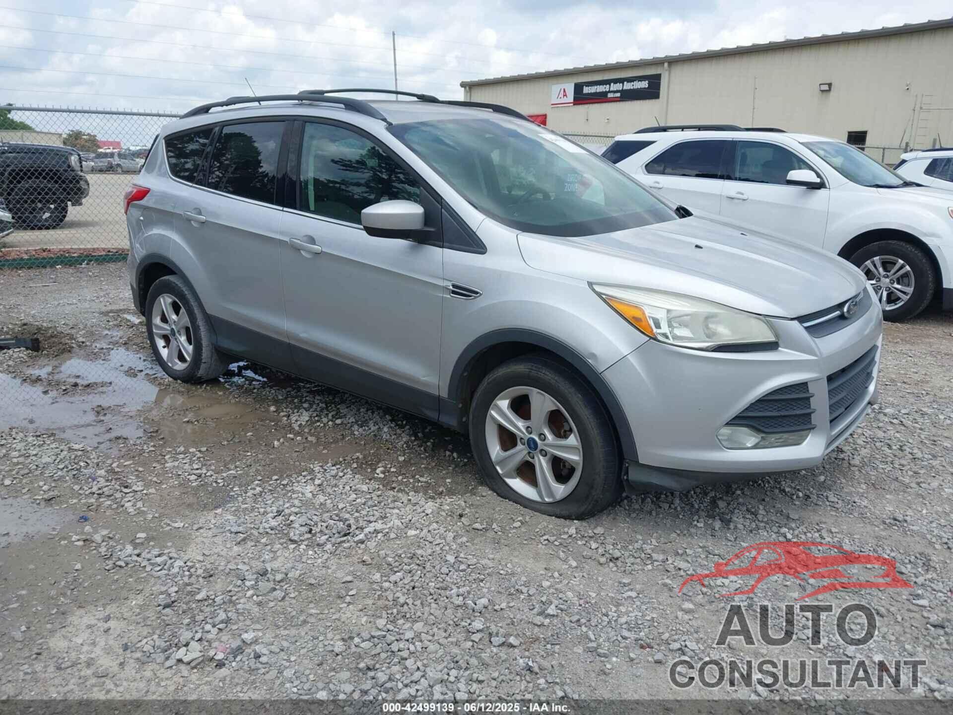 FORD ESCAPE 2013 - 1FMCU0GX1DUA38089