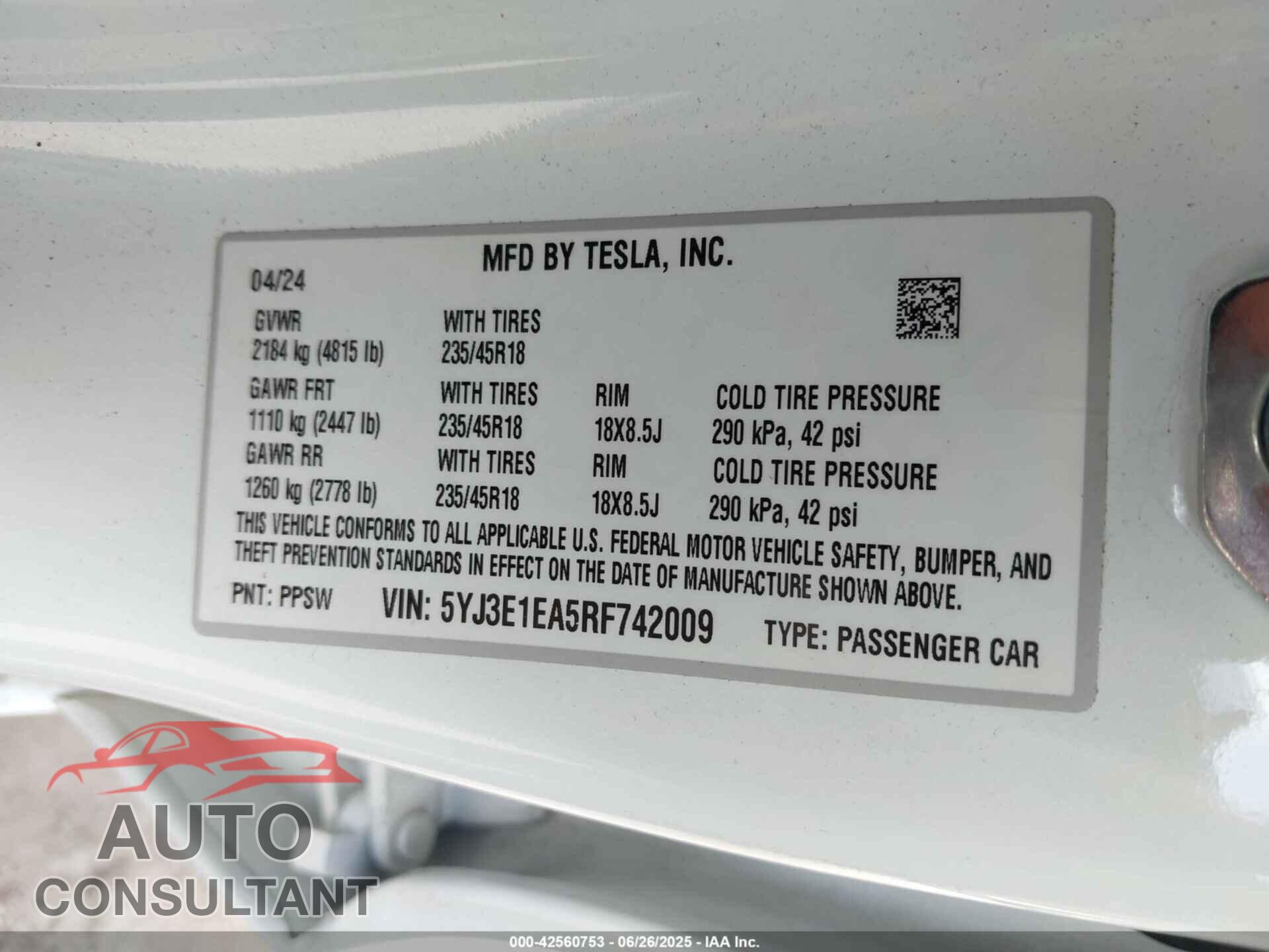 TESLA MODEL 3 2024 - 5YJ3E1EA5RF742009
