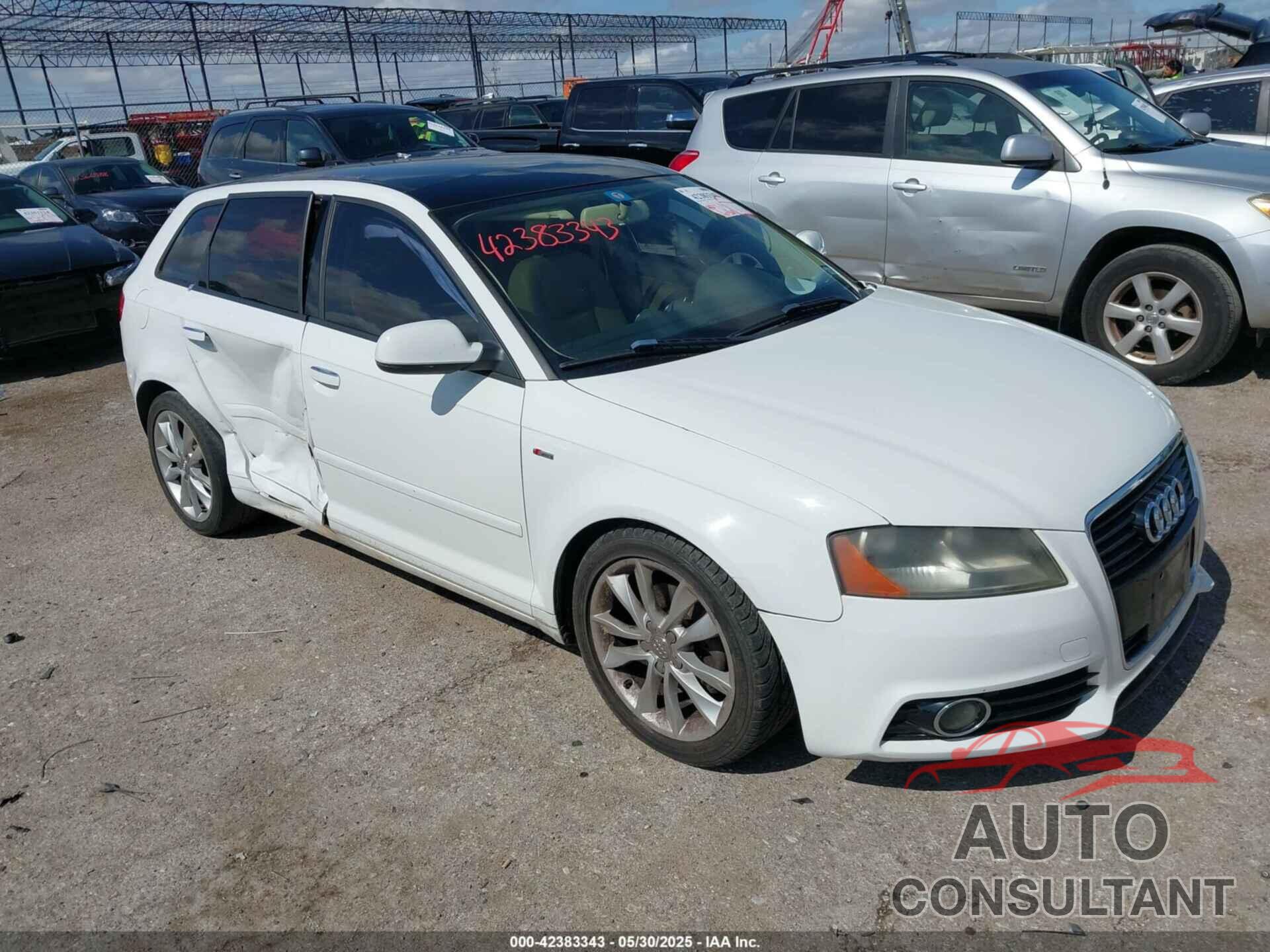 AUDI A3 2012 - WAUBJAFMXCA101144