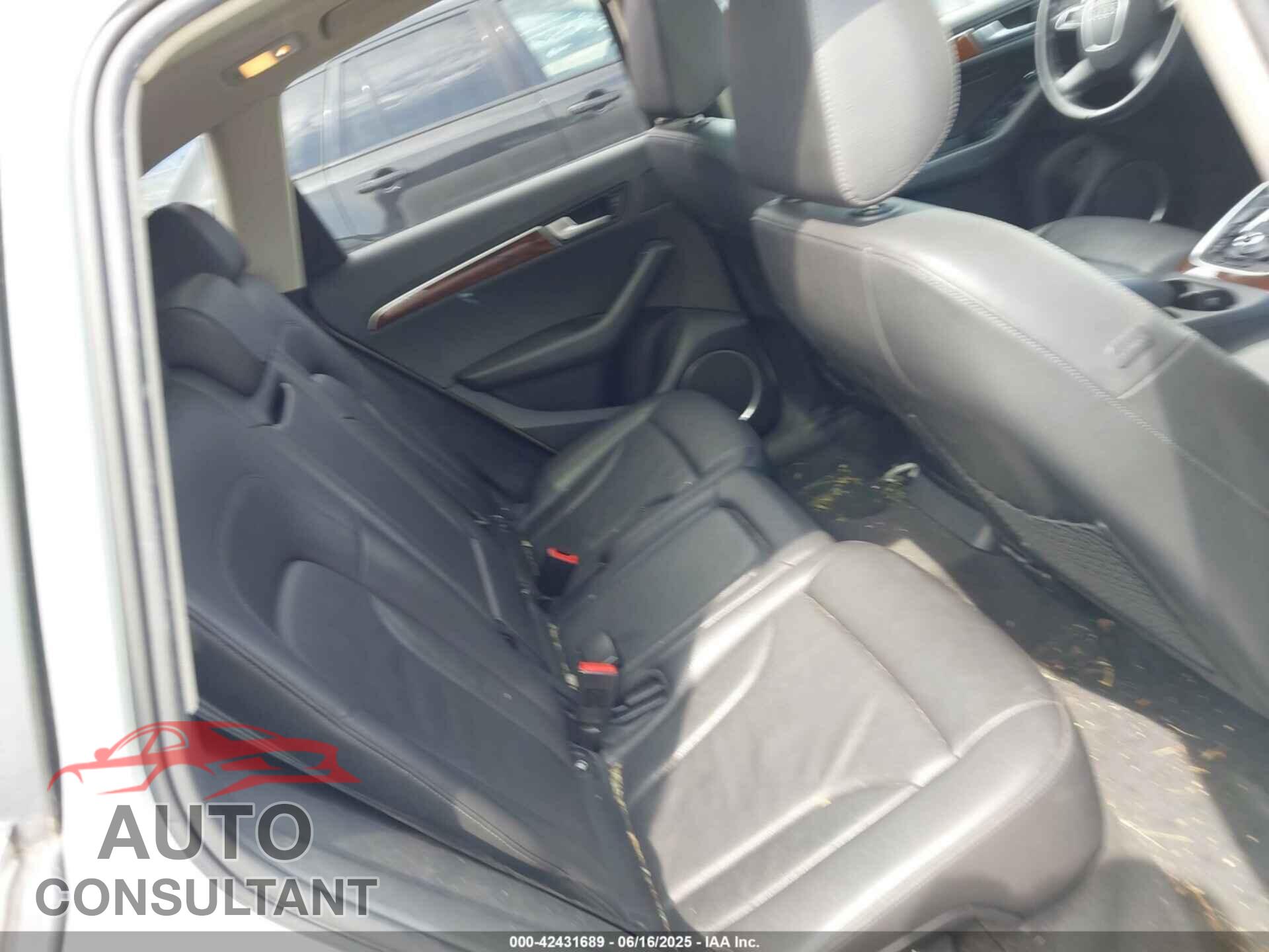 AUDI Q5 2012 - WA1LFAFP3CA090551