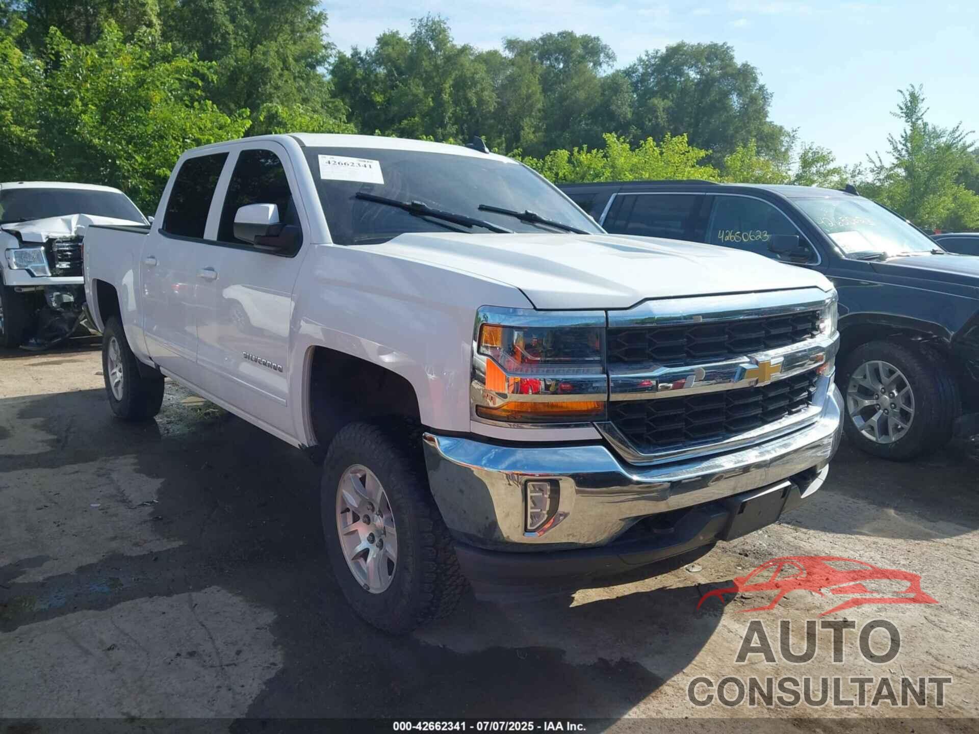 CHEVROLET SILVERADO 1500 2018 - 3GCUKRECXJG297097