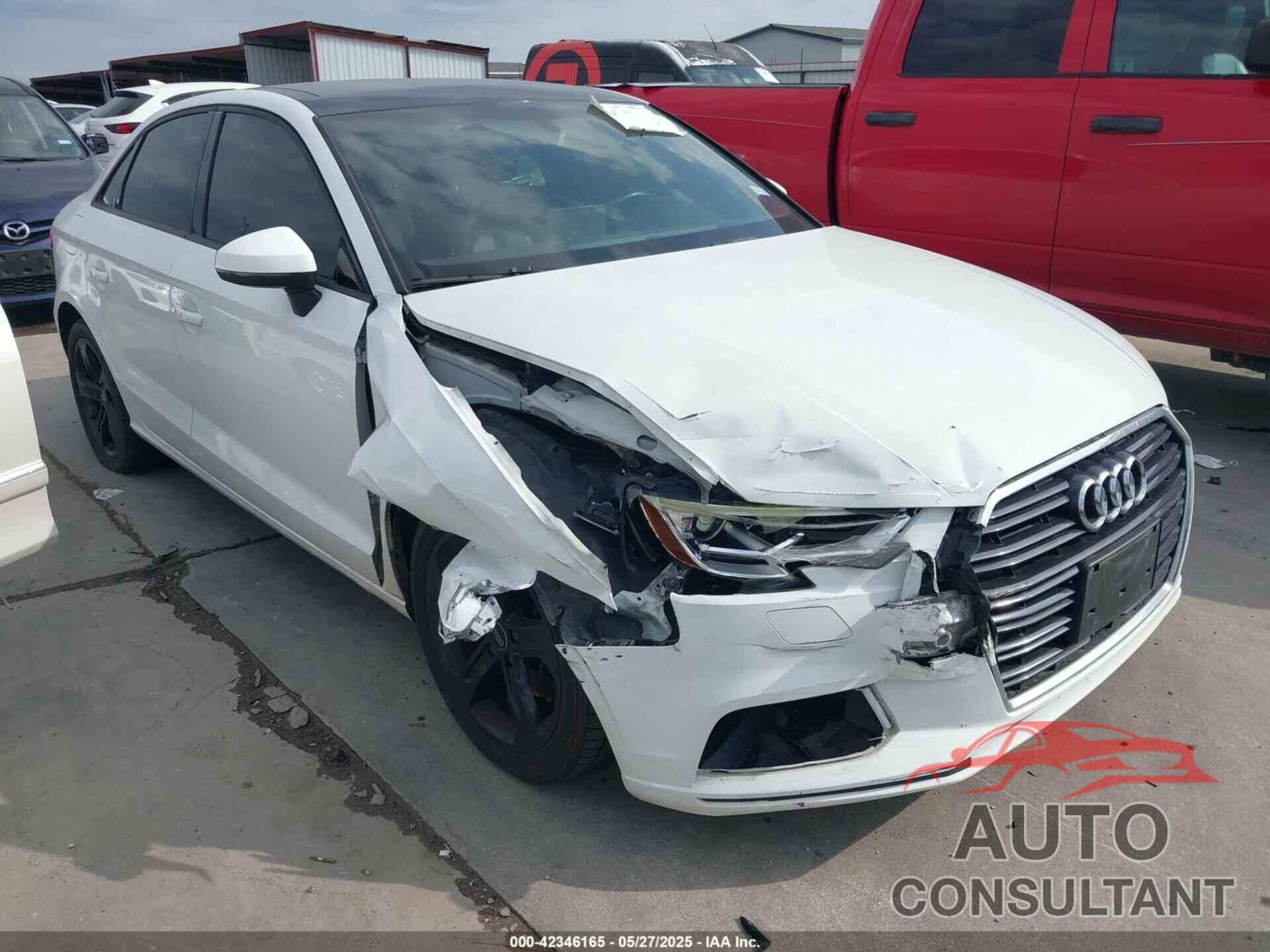 AUDI A3 2017 - WAUAUGFF8H1045400