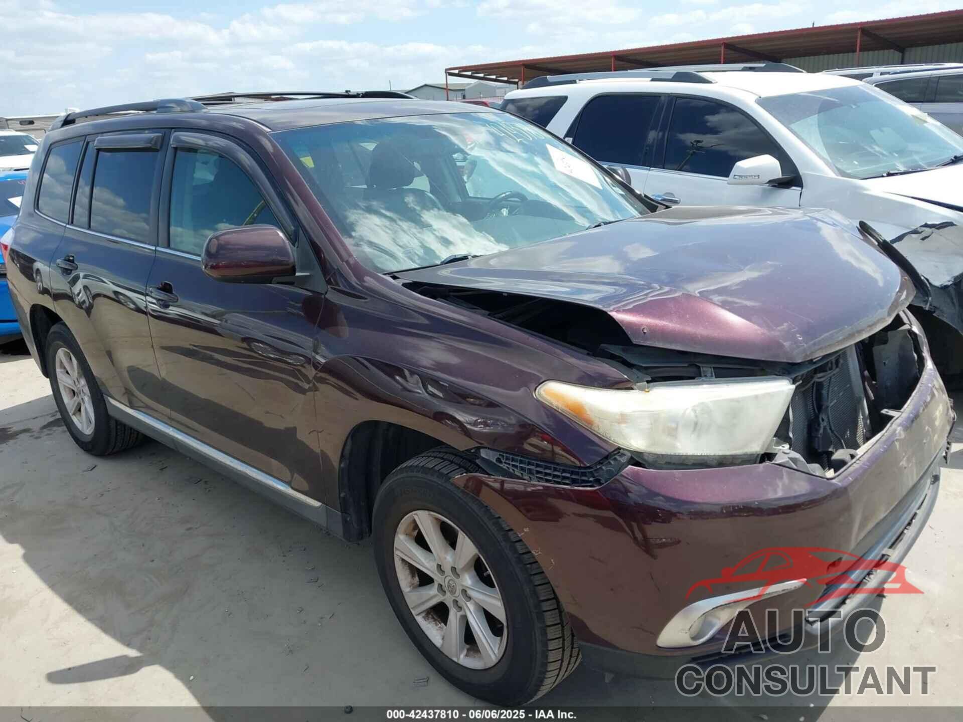 TOYOTA HIGHLANDER 2012 - 5TDBK3EH1CS117509