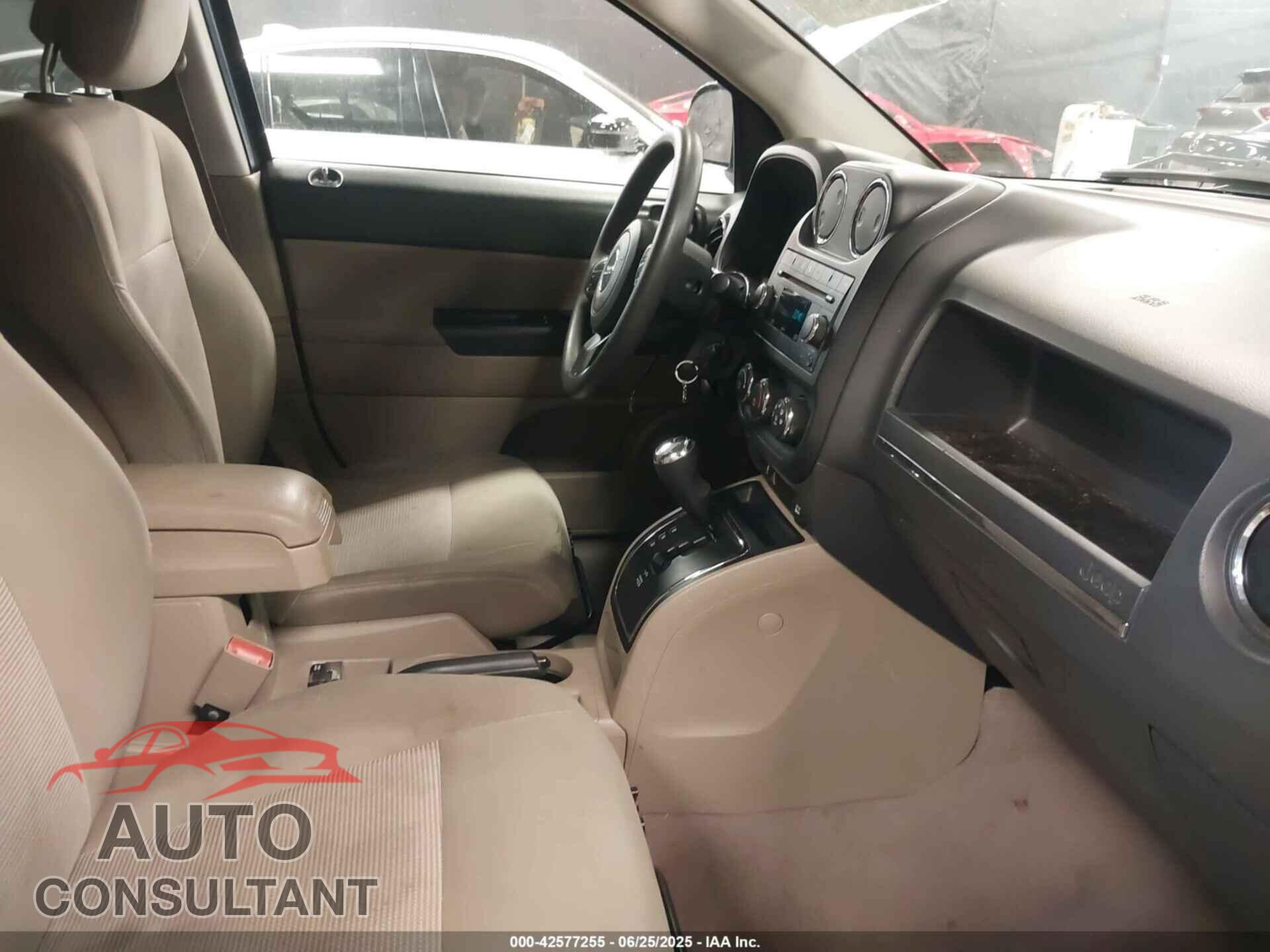 JEEP COMPASS 2011 - 1J4NF1FB3BD277721