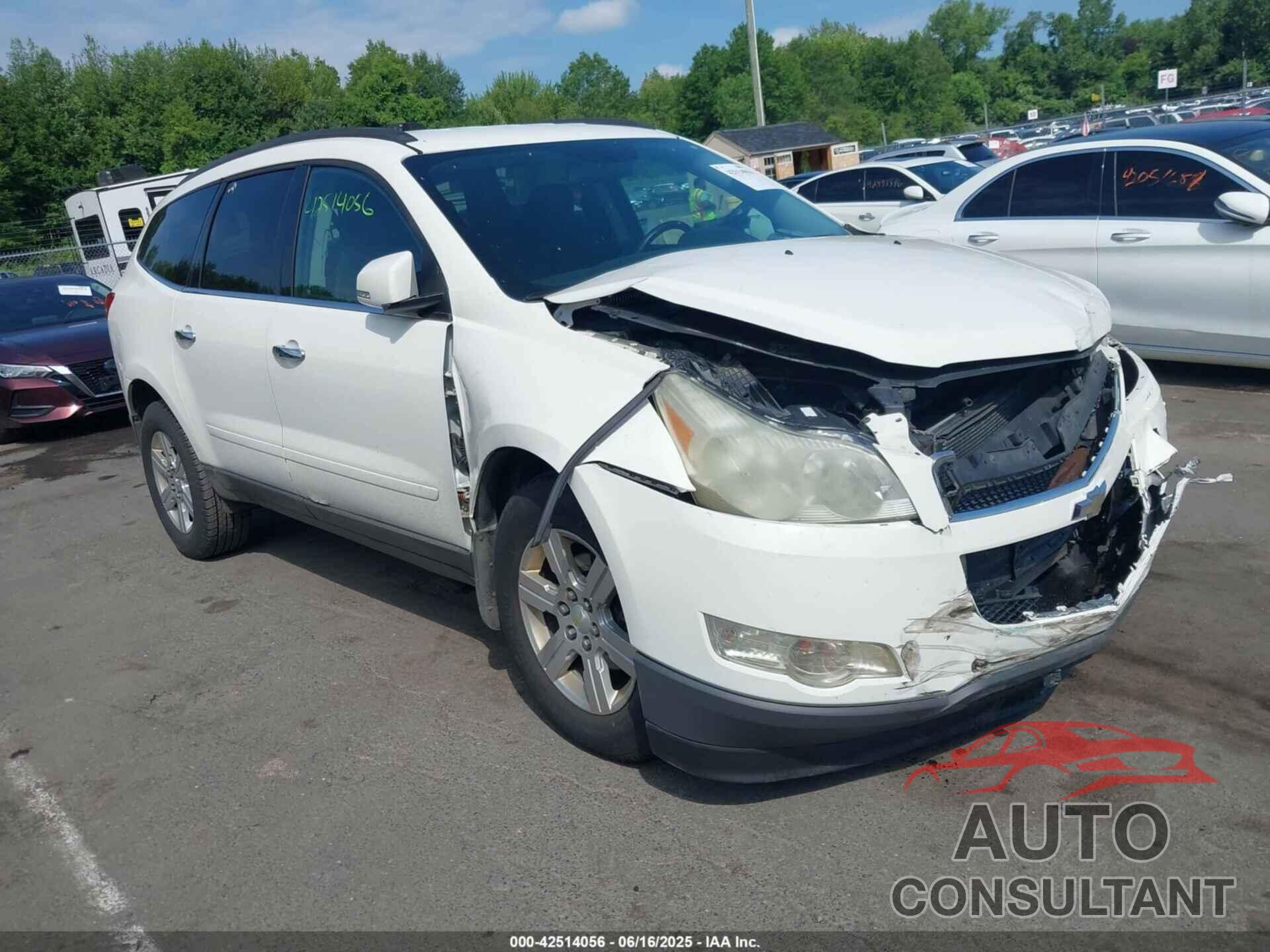CHEVROLET TRAVERSE 2011 - 1GNKVGED3BJ364917