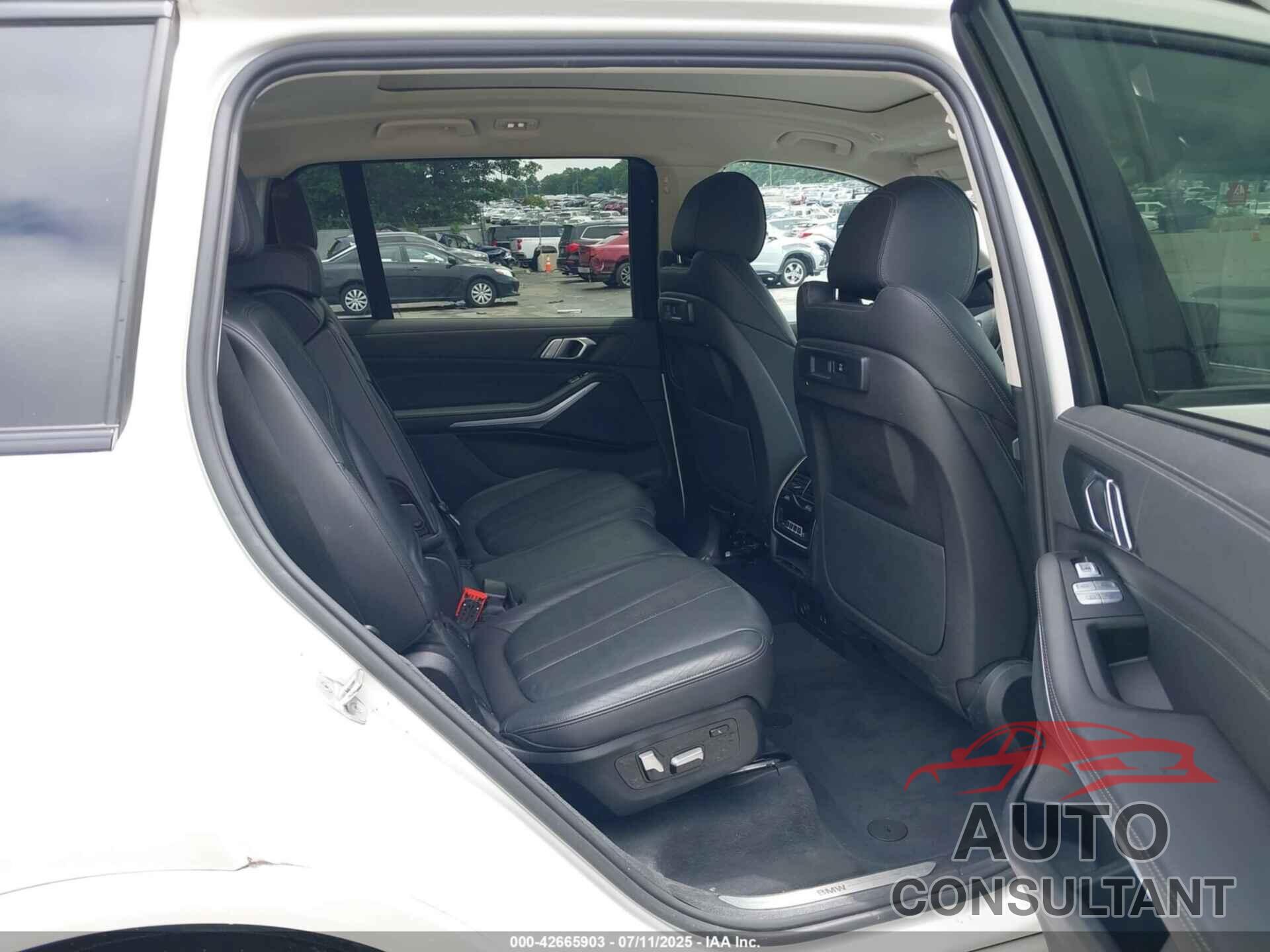 BMW X7 2022 - 5UXCW2C04N9M23362
