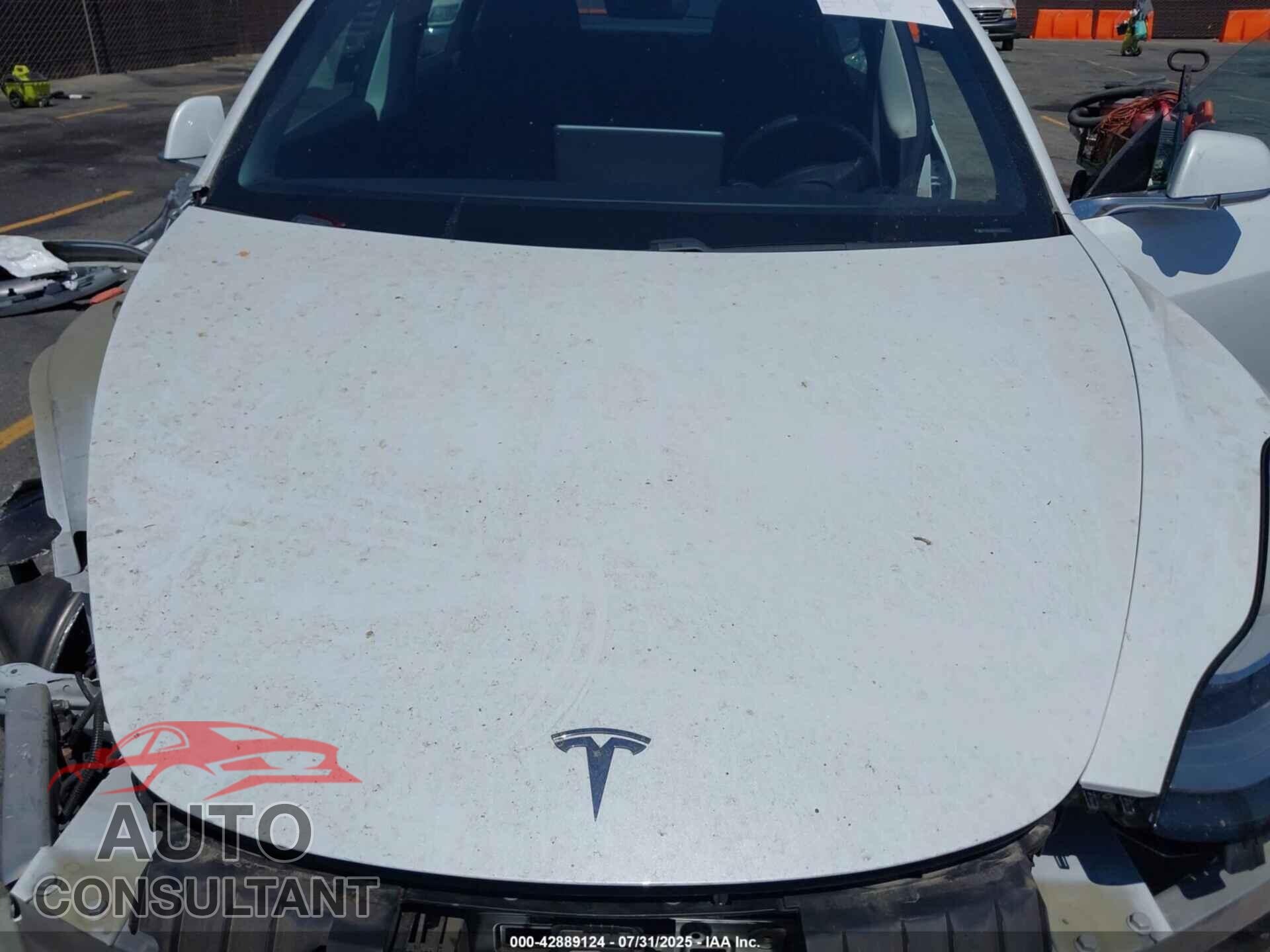 TESLA MODEL 3 2018 - 5YJ3E1EB0JF094690