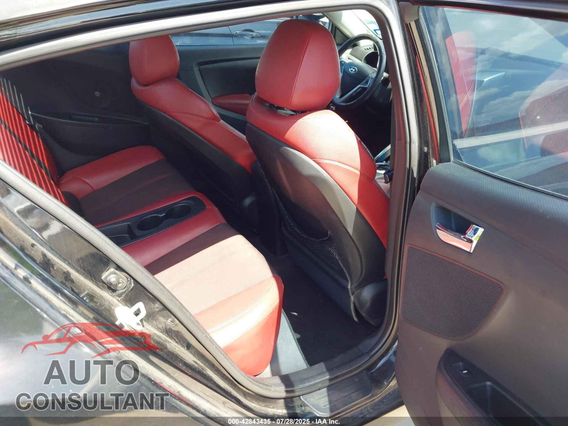 HYUNDAI VELOSTER 2012 - KMHTC6AD2CU077454