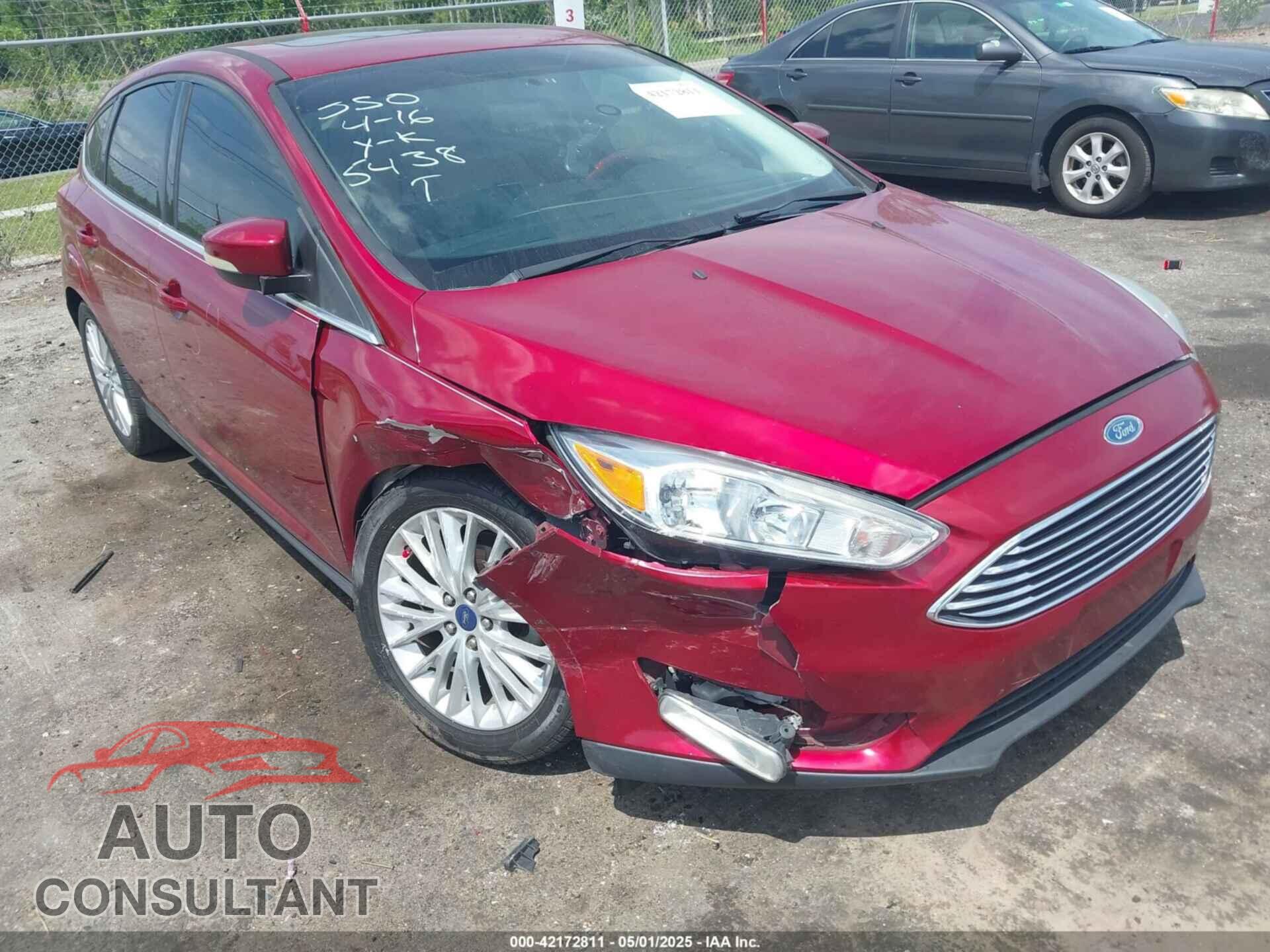 FORD FOCUS 2015 - 1FADP3N2XFL215438