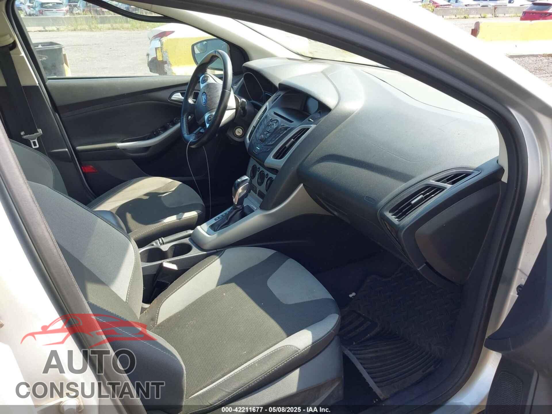 FORD FOCUS 2012 - 1FAHP3F25CL274148