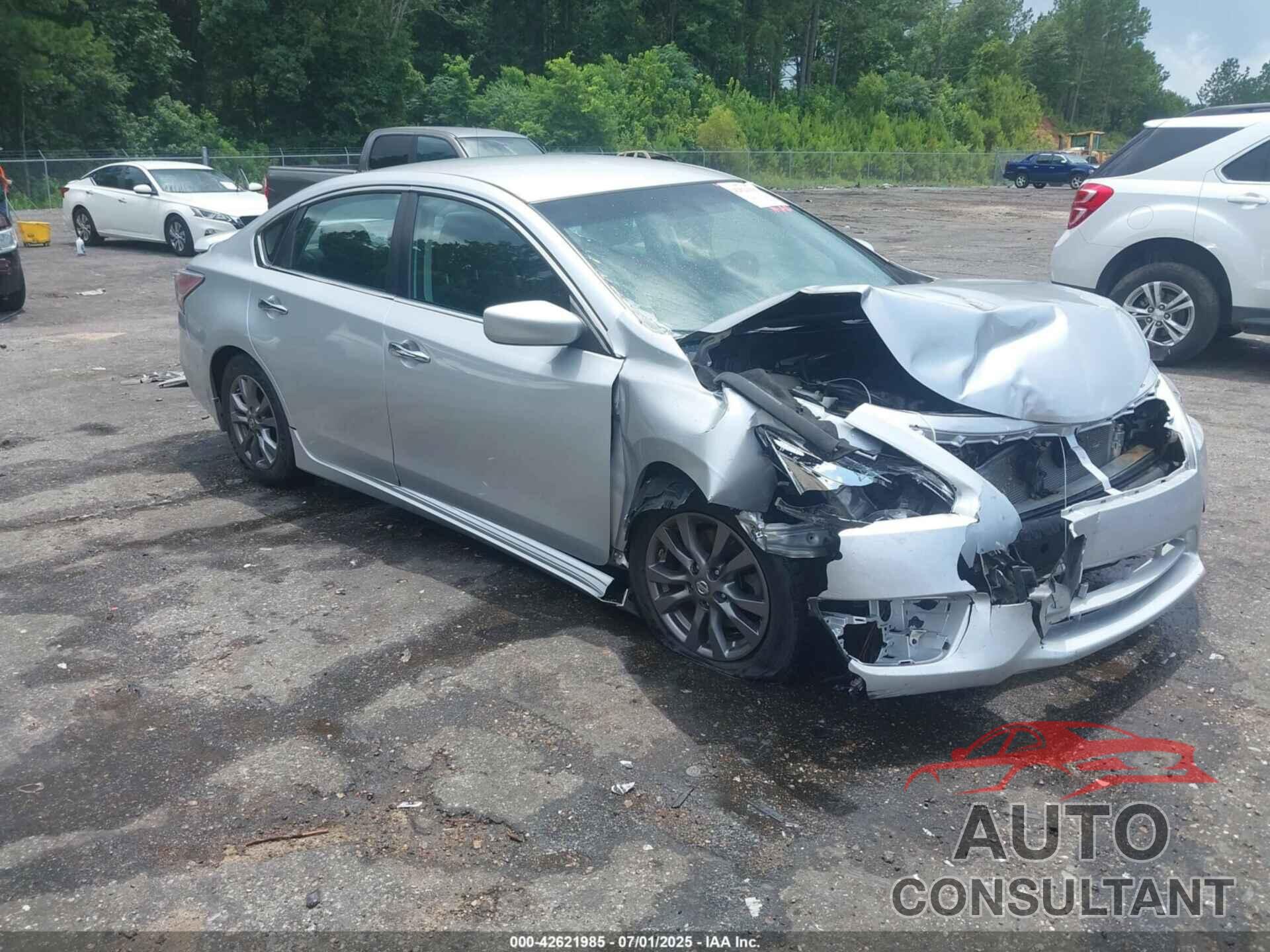 NISSAN ALTIMA 2015 - 1N4AL3AP0FC580873