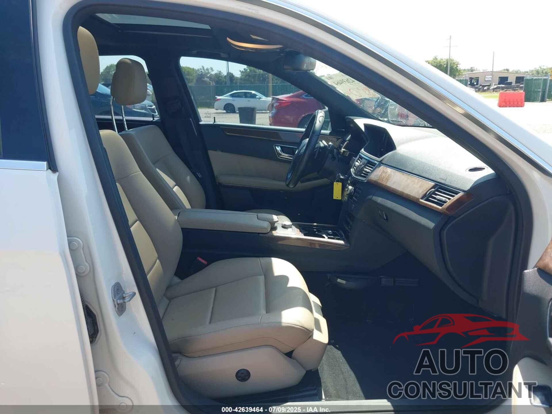 MERCEDES-BENZ E 350 2010 - WDDHF5GB9AA054548