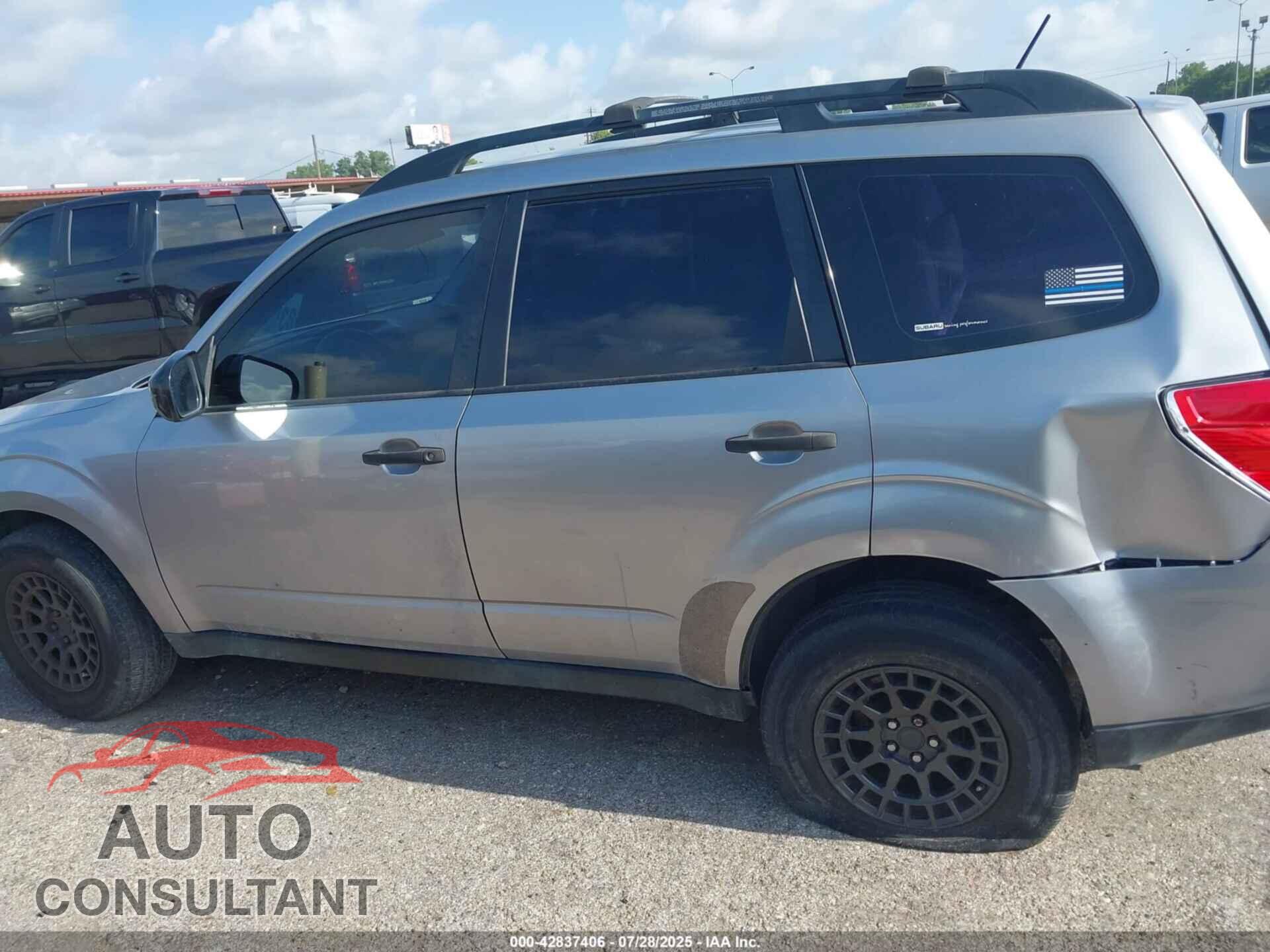 SUBARU FORESTER 2011 - JF2SHBBC0BH714902