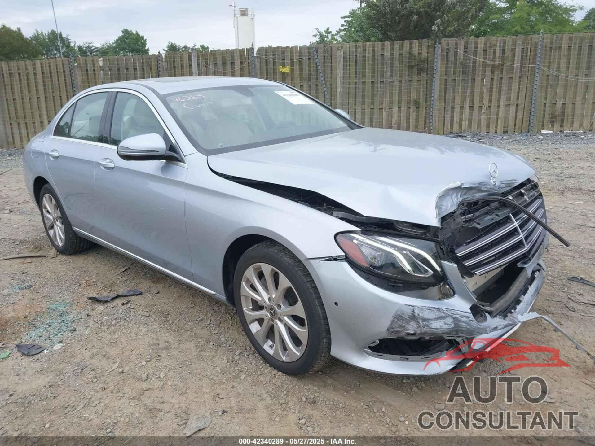 MERCEDES-BENZ E 300 2018 - WDDZF4KB3JA385504