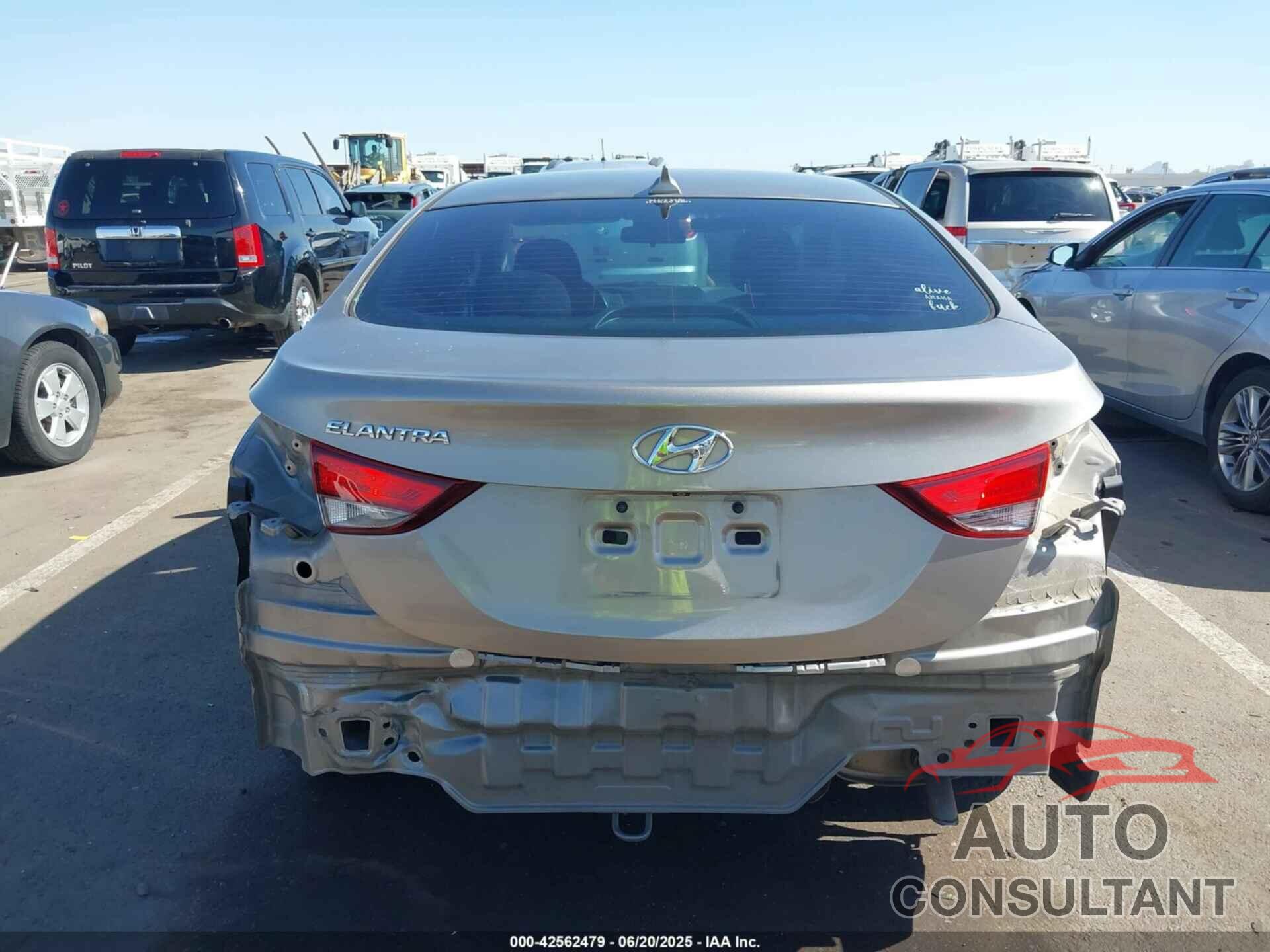HYUNDAI ELANTRA 2016 - 5NPDH4AE6GH729242