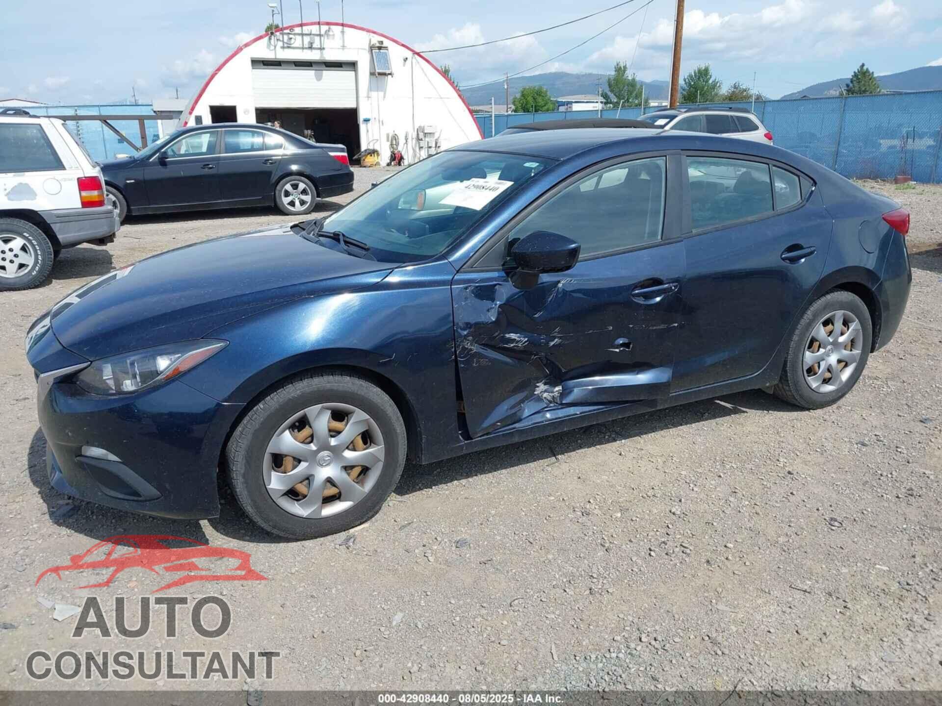 MAZDA MAZDA3 2015 - JM1BM1U78F1235128