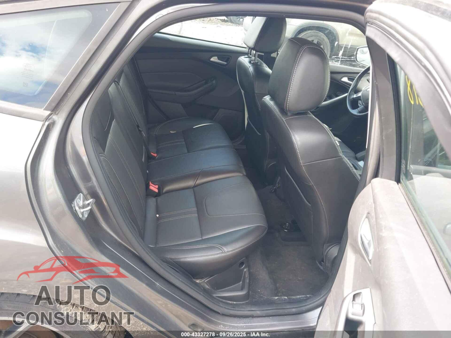 FORD FOCUS 2014 - 1FADP3K29EL366323