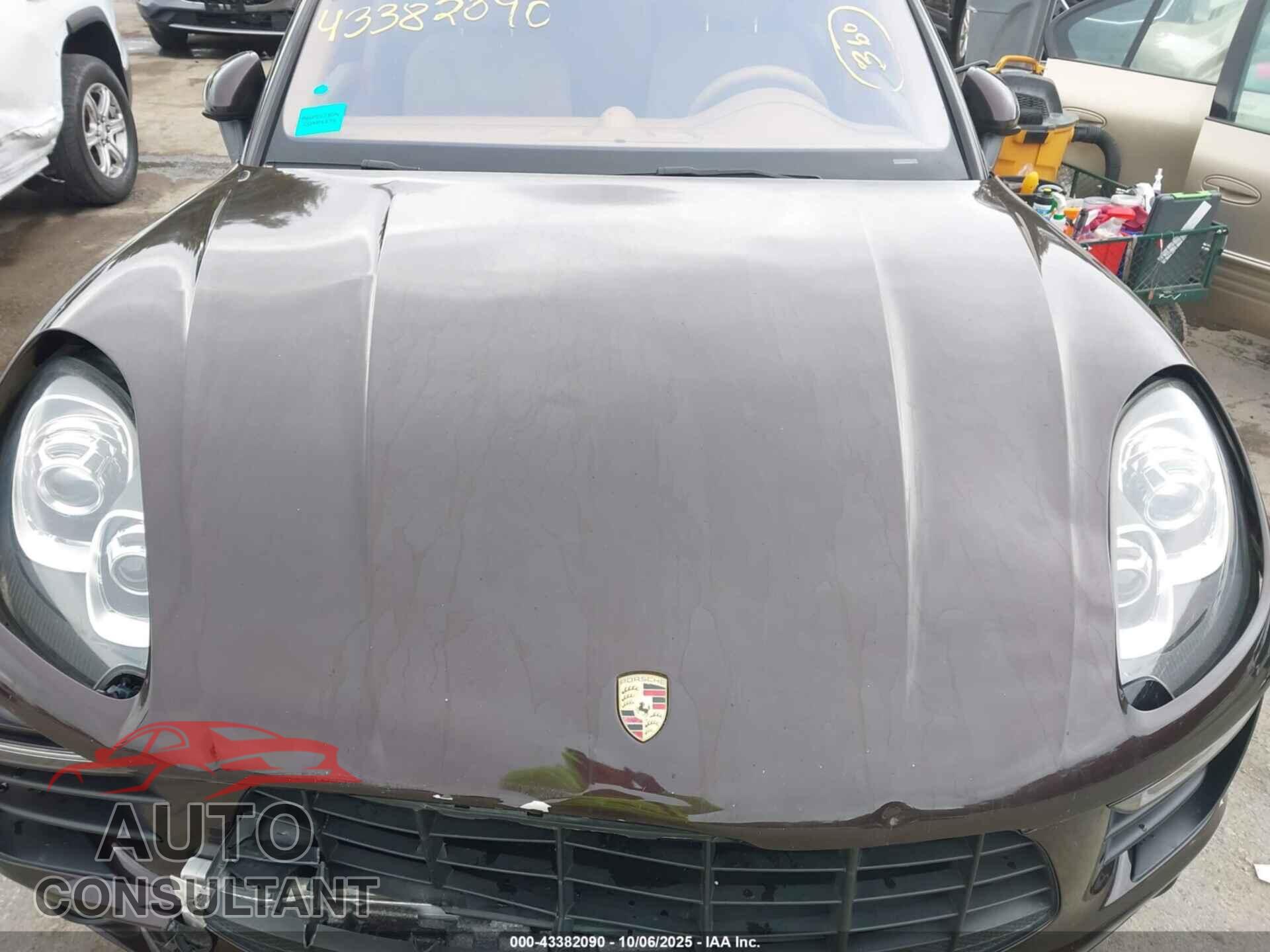 PORSCHE MACAN 2015 - WP1AB2A57FLB61696