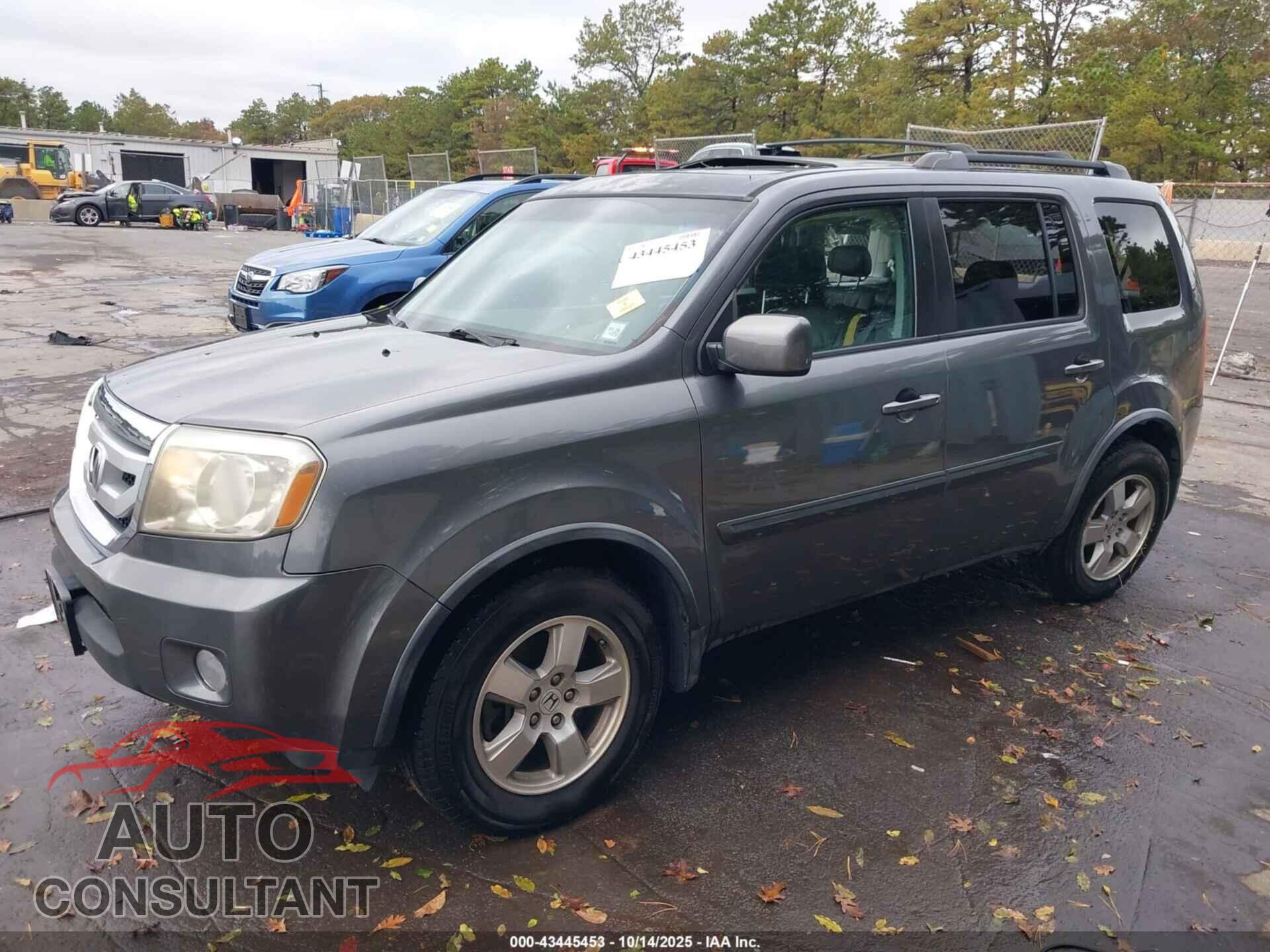 HONDA PILOT 2011 - 5FNYF4H53BB078110